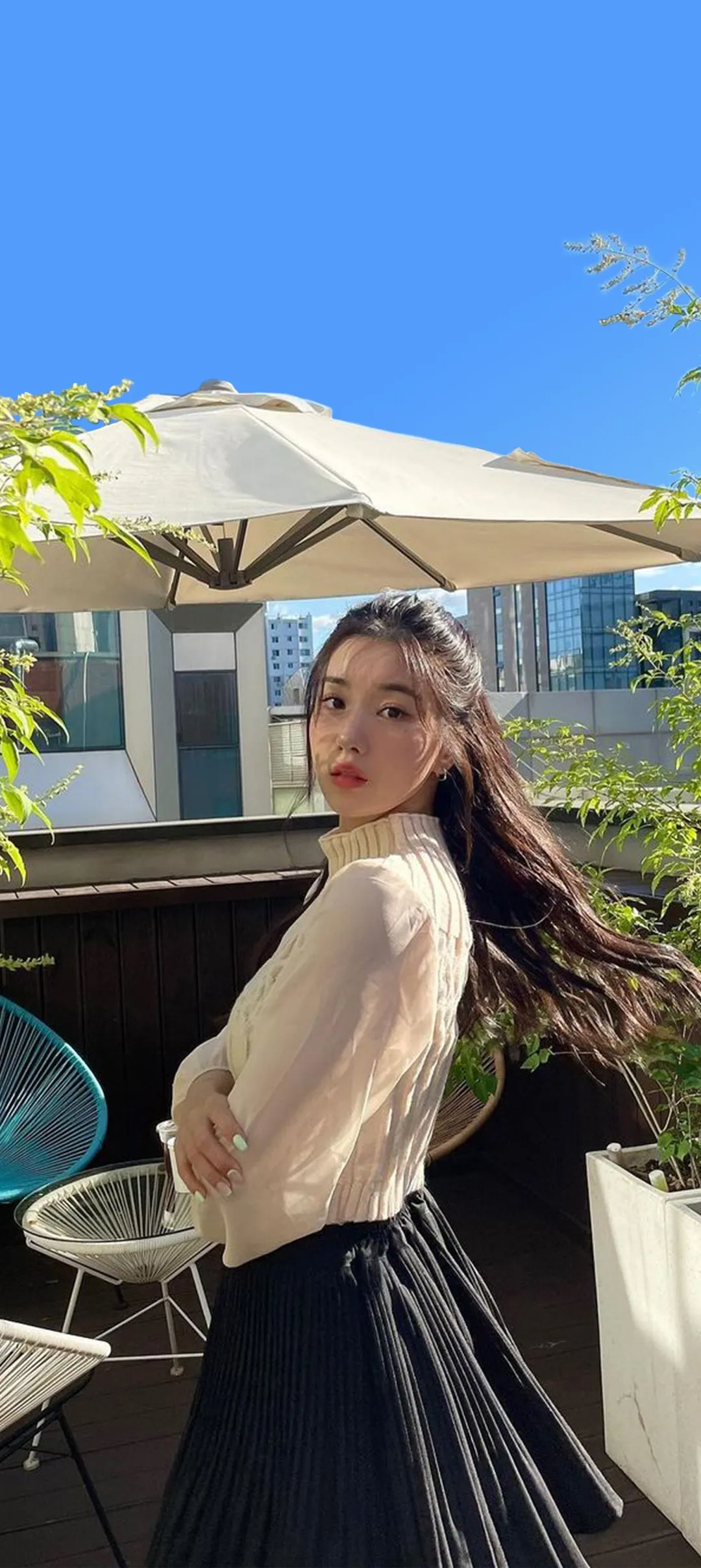 วอลเปเปอร์ หน้าจอล็อก มือถือ Kwon Eun-bi Open 4K HD ดาวน์โหลด — IZ*ONE