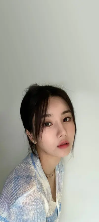 Fondo de pantalla de bloqueo Kwon Eun-bi Móvil 4K HD Descargar — Open #112