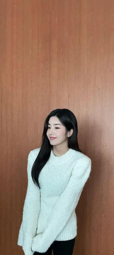 Fondo de pantalla de bloqueo Kwon Eun-bi Móvil 4K HD Descargar #152