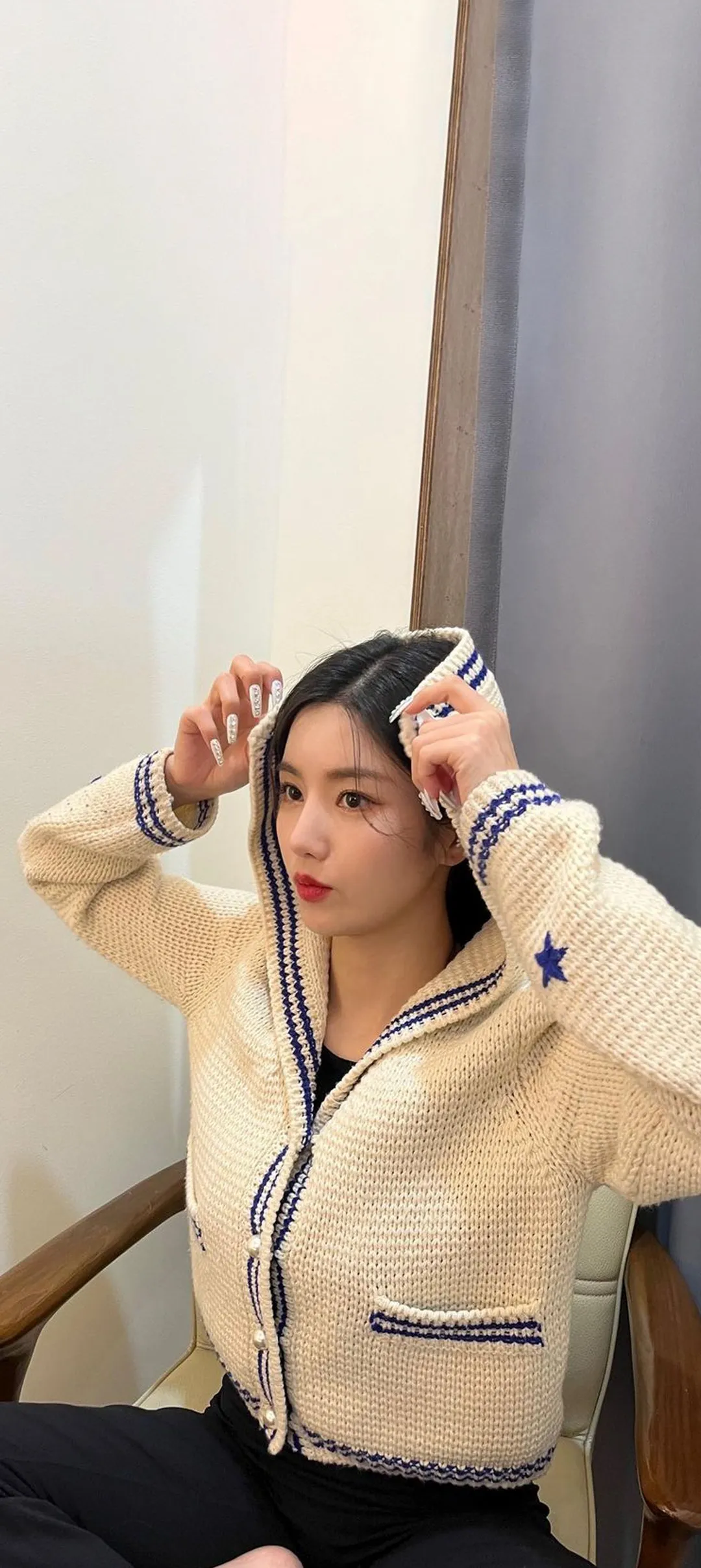 วอลเปเปอร์ หน้าจอล็อก มือถือ Kwon Eun-bi 4K HD ดาวน์โหลด — IZ*ONE