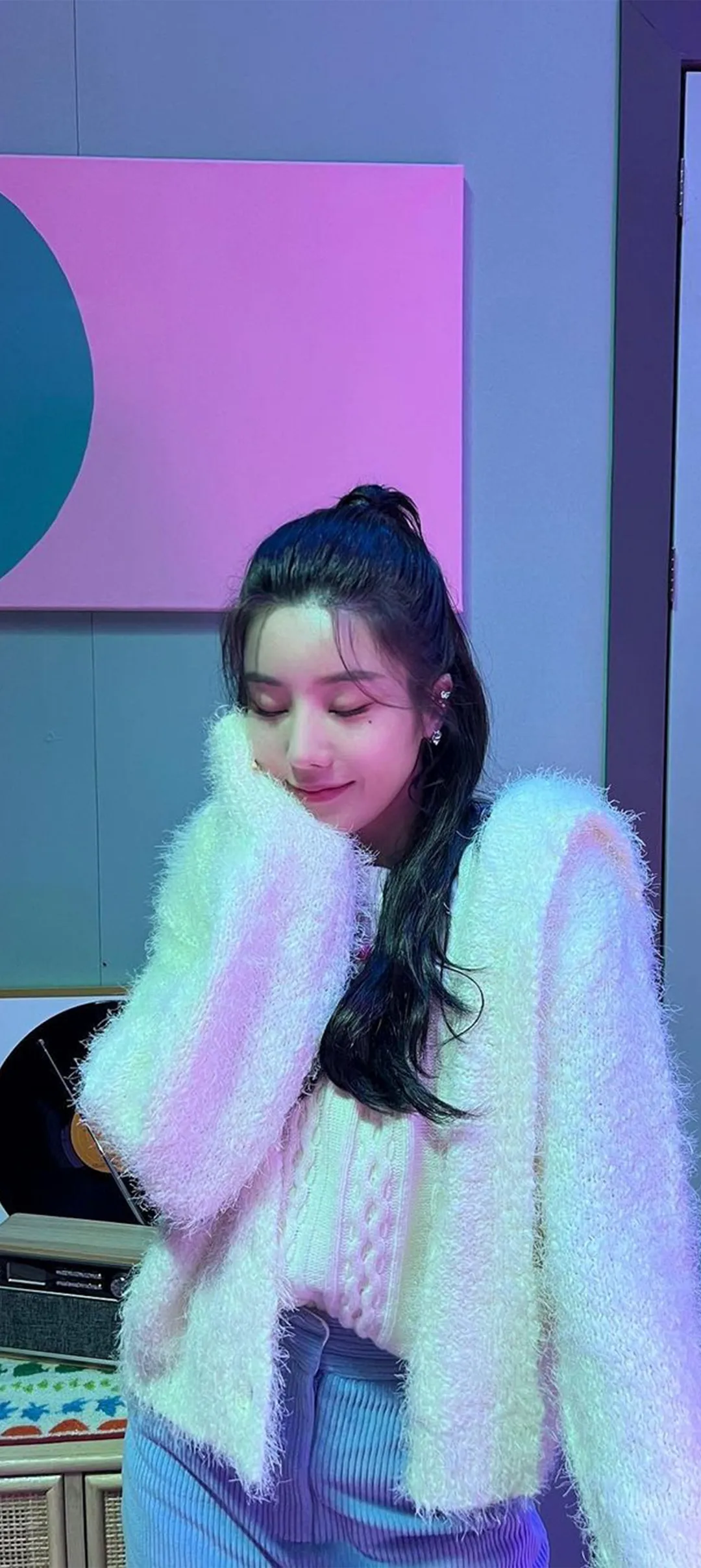 Fondo de pantalla de bloqueo móvil de Kwon Eun-bi 4K HD descargar — IZ*ONE