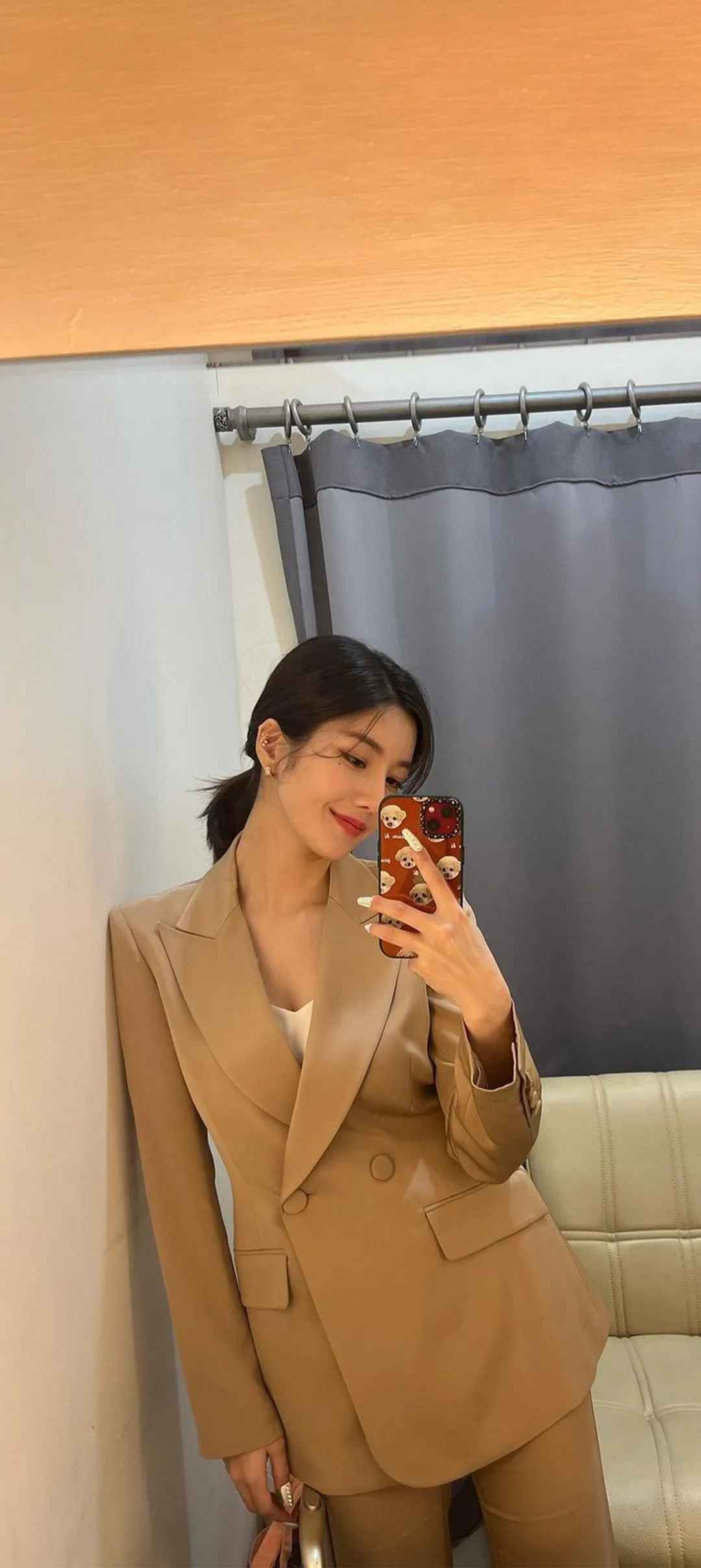 วอลเปเปอร์ หน้าจอล็อก มือถือ Kwon Eun-bi 4K HD ดาวน์โหลด — IZ*ONE