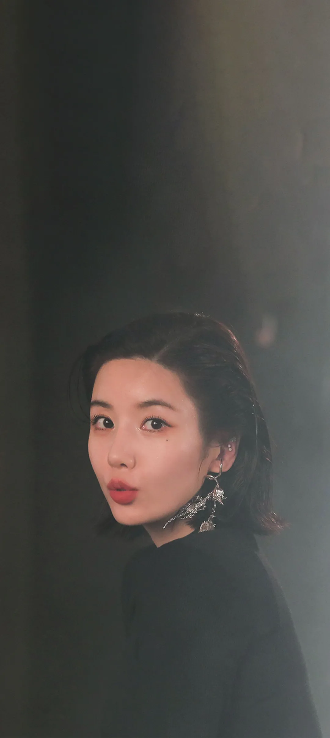 วอลเปเปอร์ หน้าจอล็อก มือถือ Kwon Eun-bi 4K HD ดาวน์โหลด — IZ*ONE