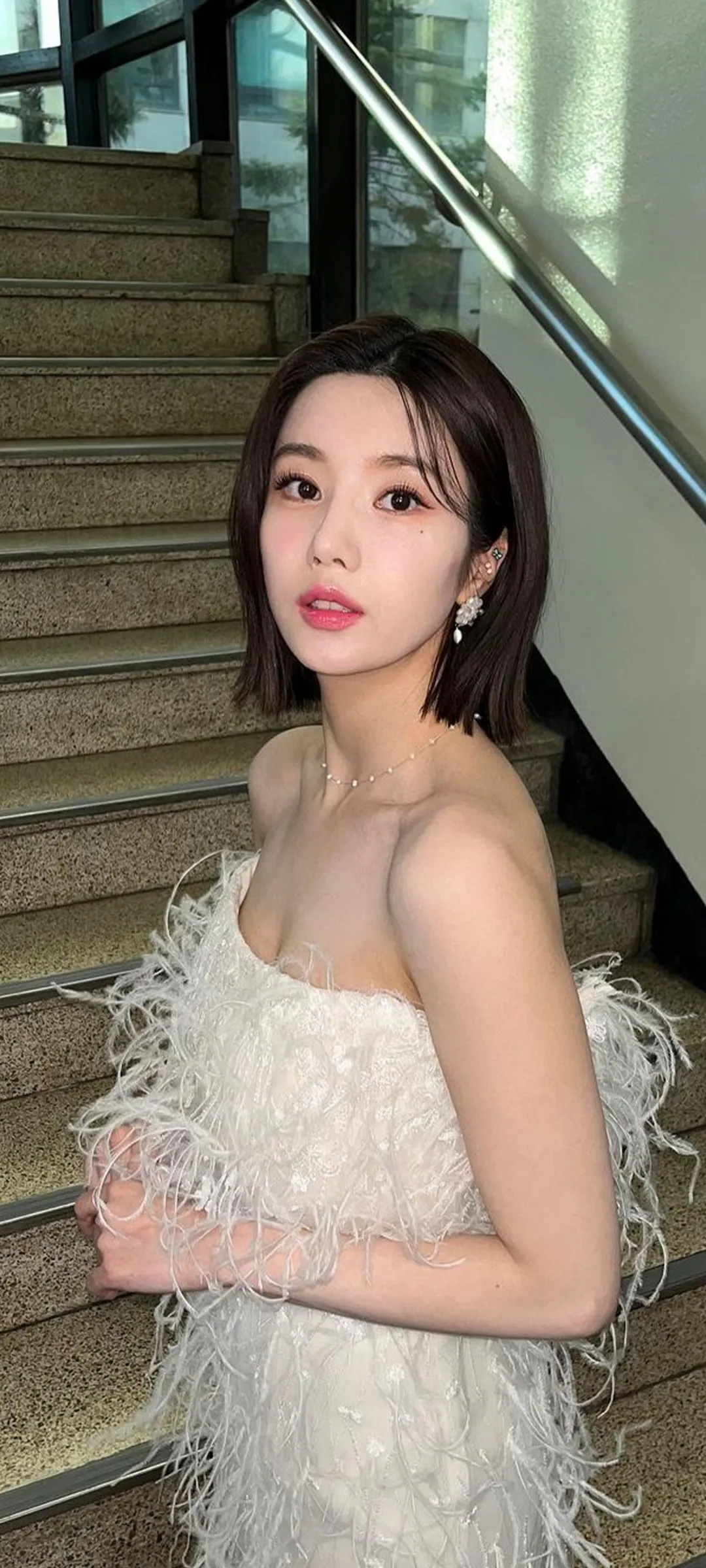 วอลเปเปอร์ หน้าจอล็อก มือถือ Kwon Eun-bi 4K HD ดาวน์โหลด — IZ*ONE
