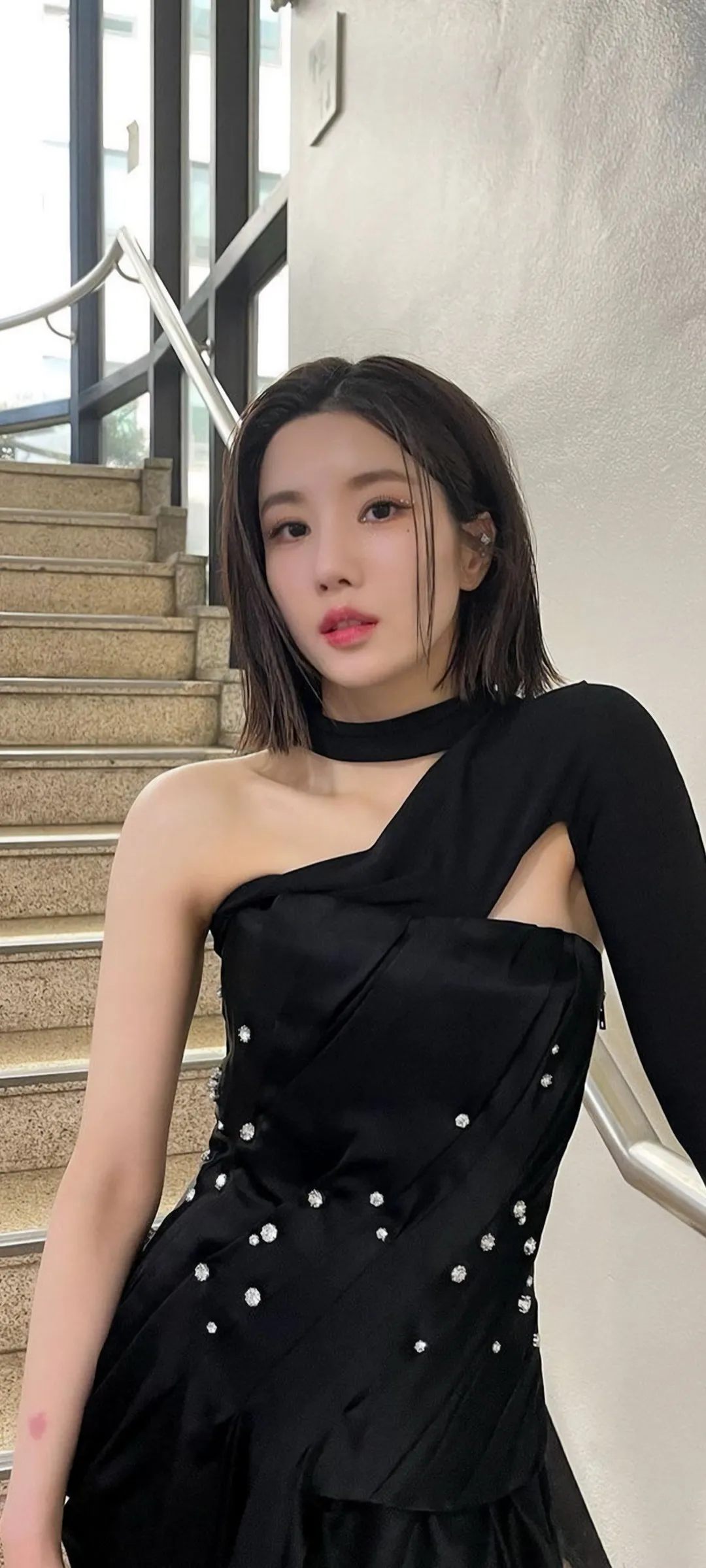 Kwon Eun-bi kilit ekranı telefon duvar kağıdı 4K HD i̇ndir — IZ*ONE
