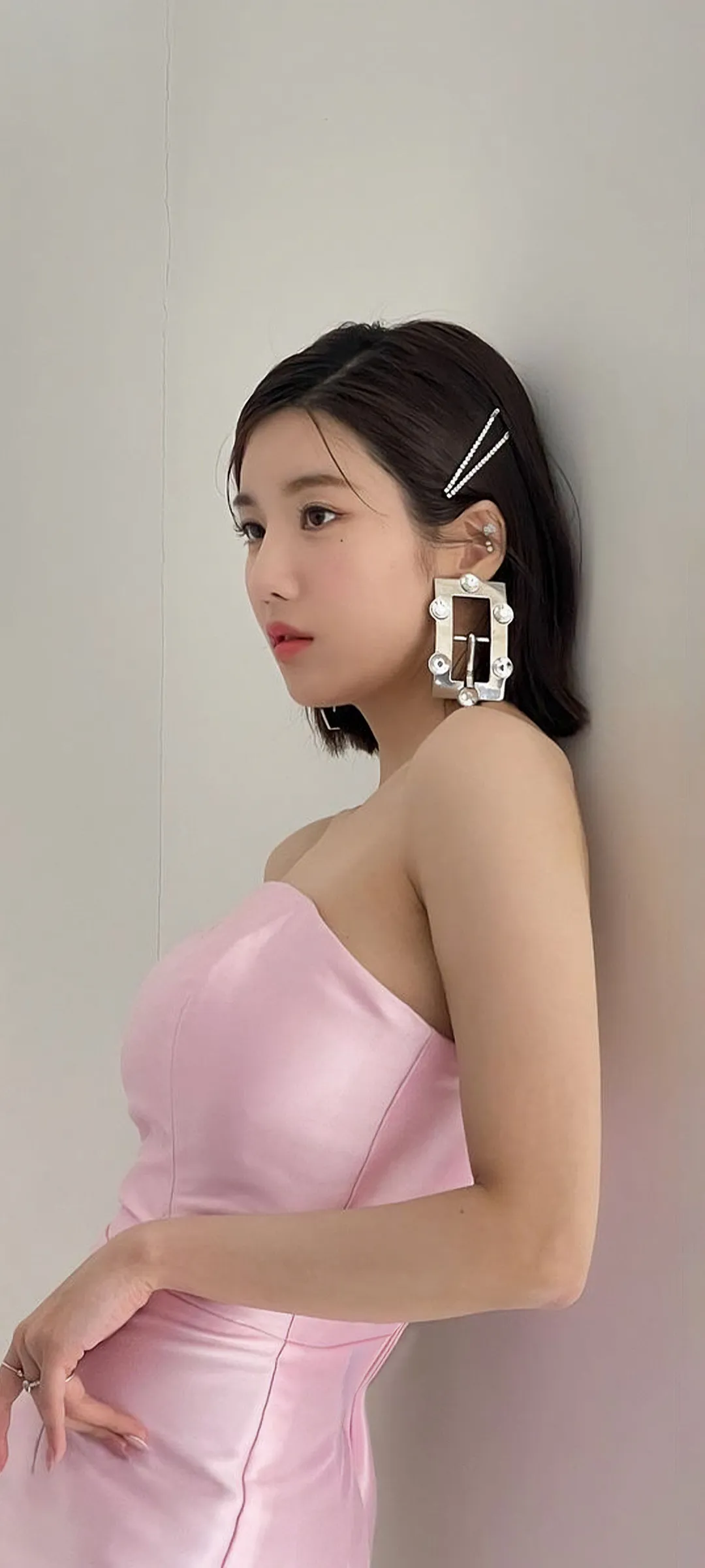 วอลเปเปอร์ หน้าจอล็อก มือถือ Kwon Eun-bi 4K HD ดาวน์โหลด — IZ*ONE
