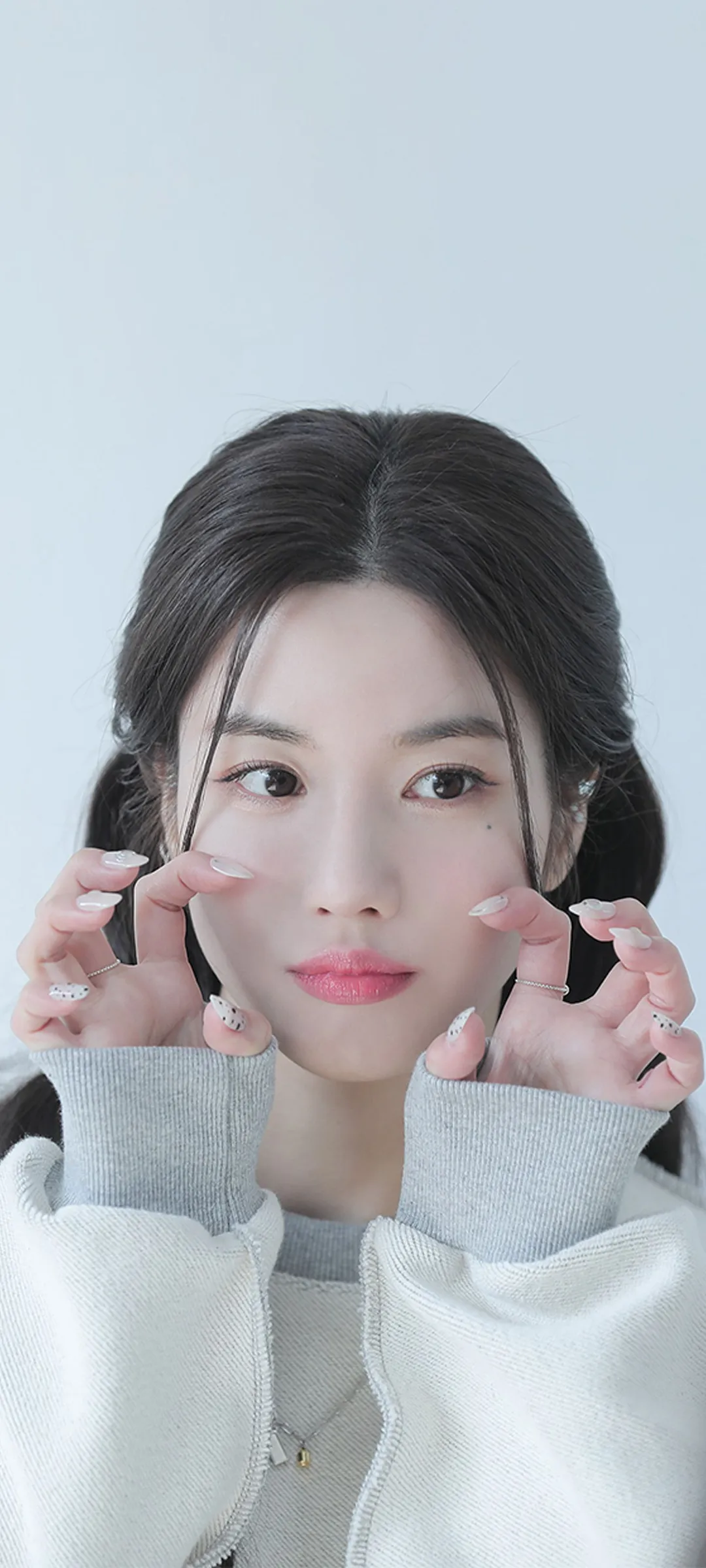 วอลเปเปอร์ หน้าจอล็อก มือถือ Kwon Eun-bi 4K HD ดาวน์โหลด — IZ*ONE