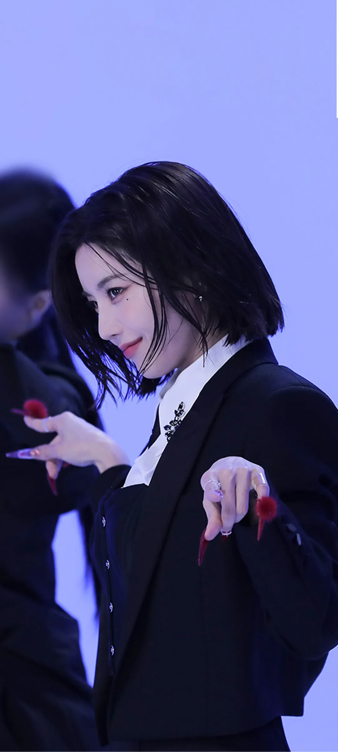 วอลเปเปอร์ หน้าจอล็อก มือถือ Kwon Eun-bi 4K HD ดาวน์โหลด — IZ*ONE
