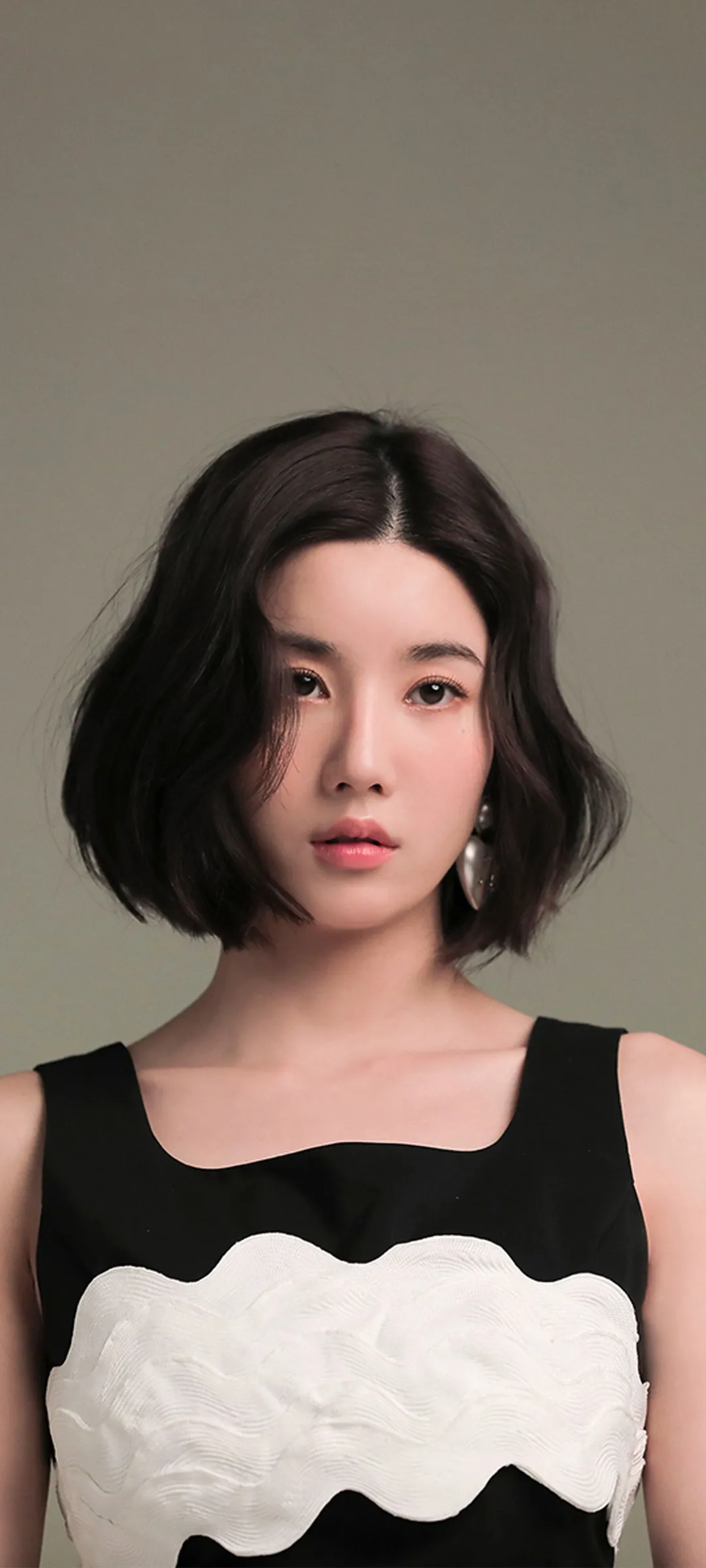 วอลเปเปอร์ หน้าจอล็อก มือถือ Kwon Eun-bi 4K HD ดาวน์โหลด — IZ*ONE