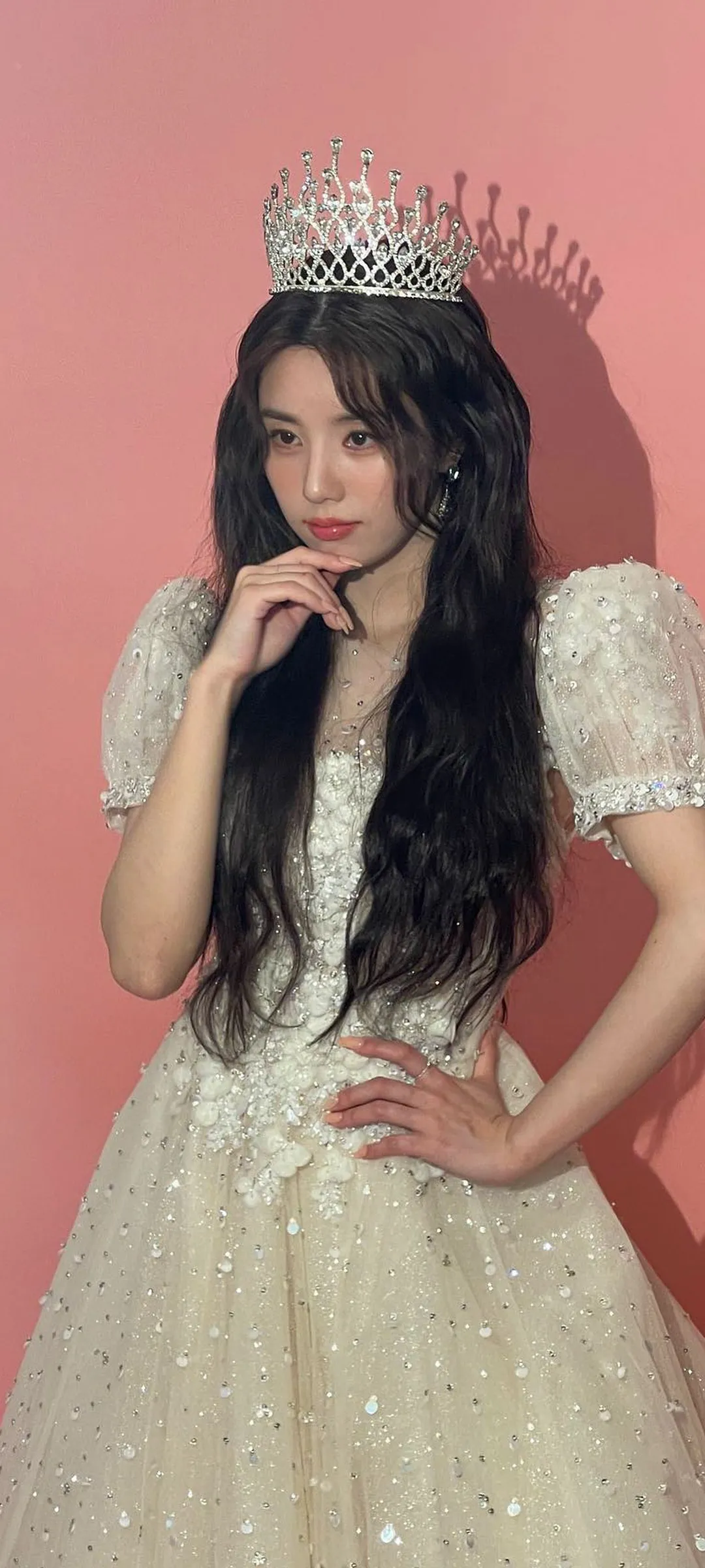 วอลเปเปอร์ หน้าจอล็อก มือถือ Kwon Eun-bi 4K HD ดาวน์โหลด — IZ*ONE