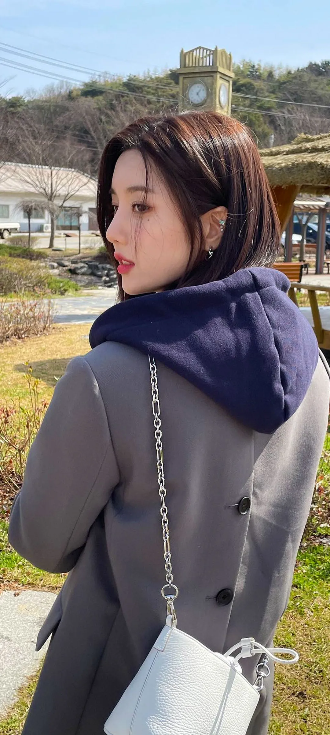วอลเปเปอร์ หน้าจอล็อก มือถือ Kwon Eun-bi 4K HD ดาวน์โหลด — IZ*ONE