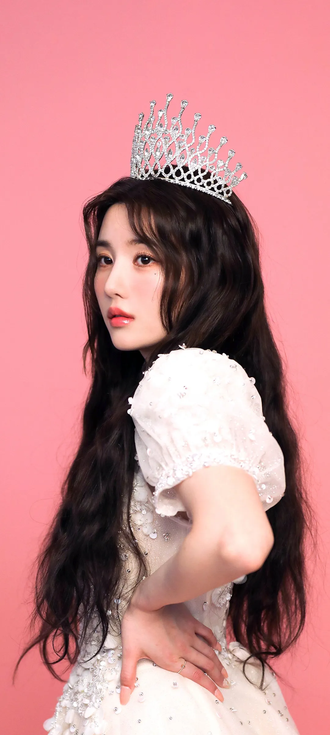 วอลเปเปอร์ หน้าจอล็อก มือถือ Kwon Eun-bi 4K HD ดาวน์โหลด — IZ*ONE