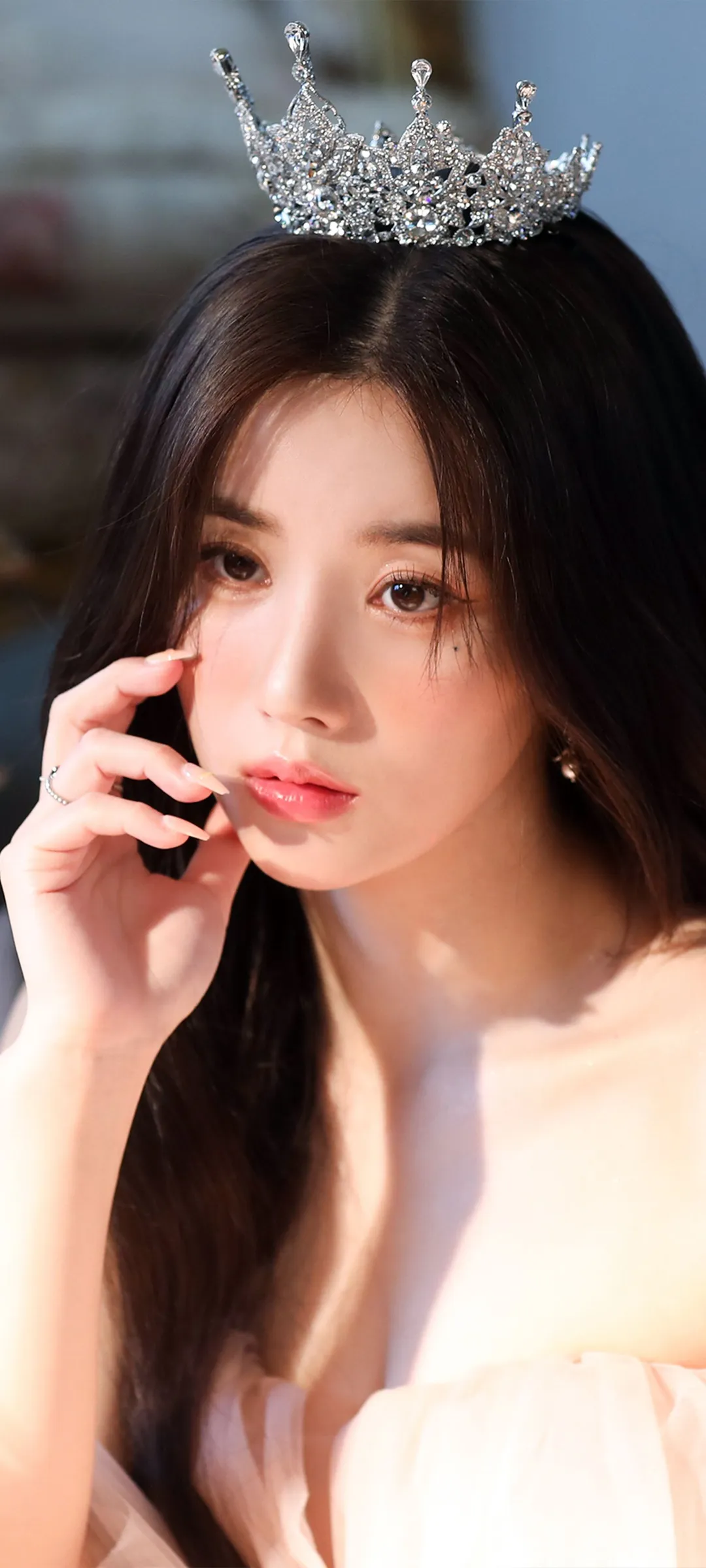 Kwon Eun-bi kilit ekranı telefon duvar kağıdı 4K HD i̇ndir — IZ*ONE