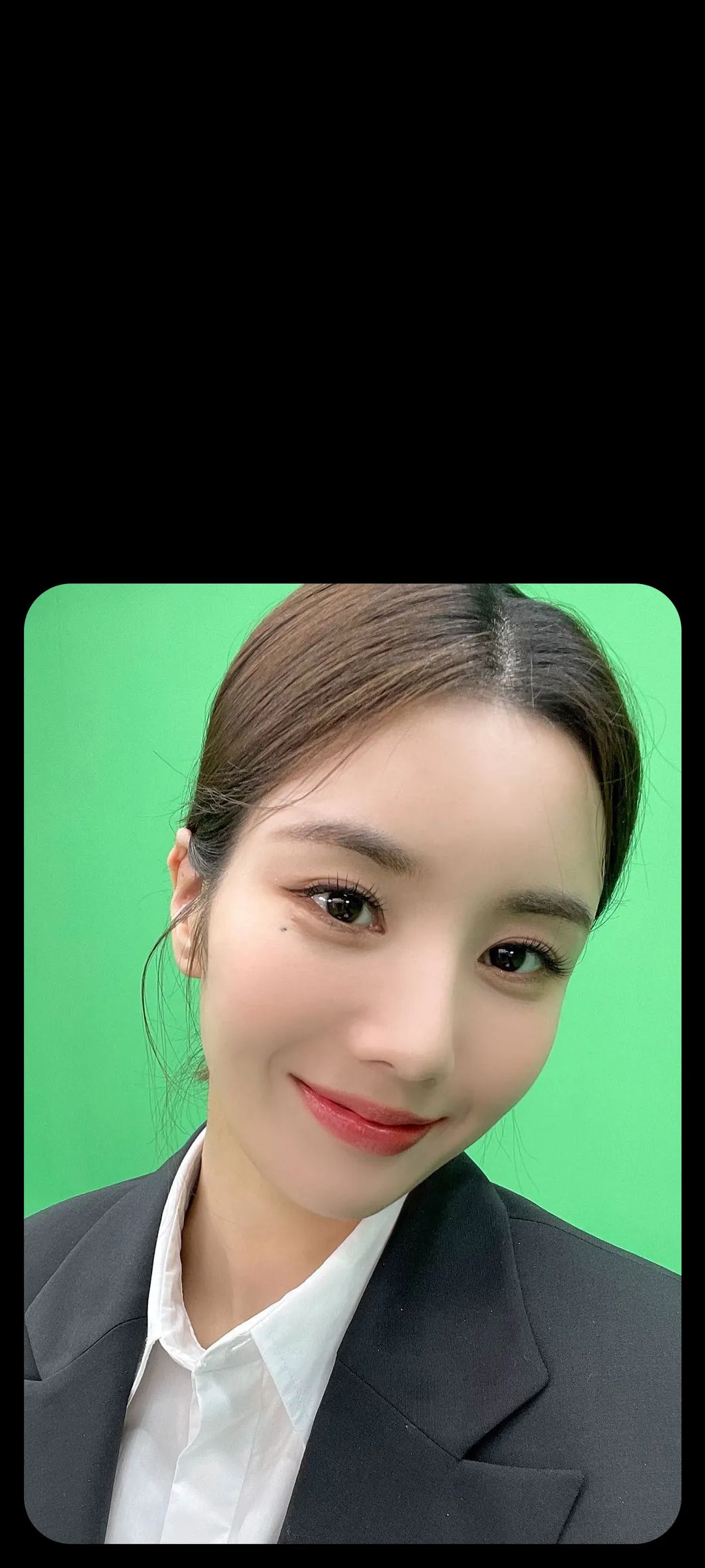 วอลเปเปอร์ หน้าจอล็อก มือถือ Kwon Eun-bi 4K HD ดาวน์โหลด — IZ*ONE