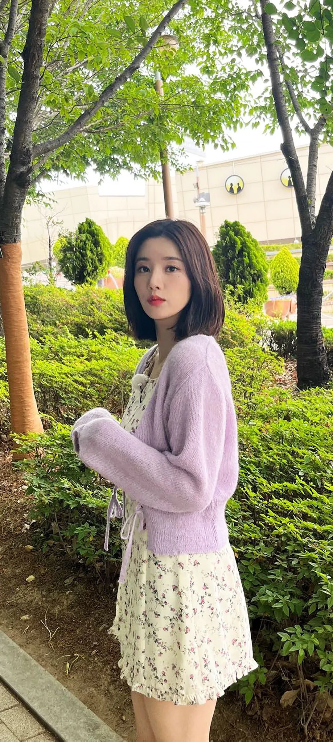 วอลเปเปอร์ หน้าจอล็อก มือถือ Kwon Eun-bi 4K HD ดาวน์โหลด — IZ*ONE
