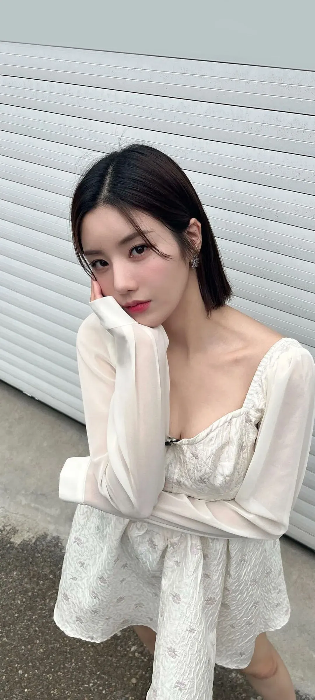 วอลเปเปอร์ หน้าจอล็อก มือถือ Kwon Eun-bi 4K HD ดาวน์โหลด — IZ*ONE