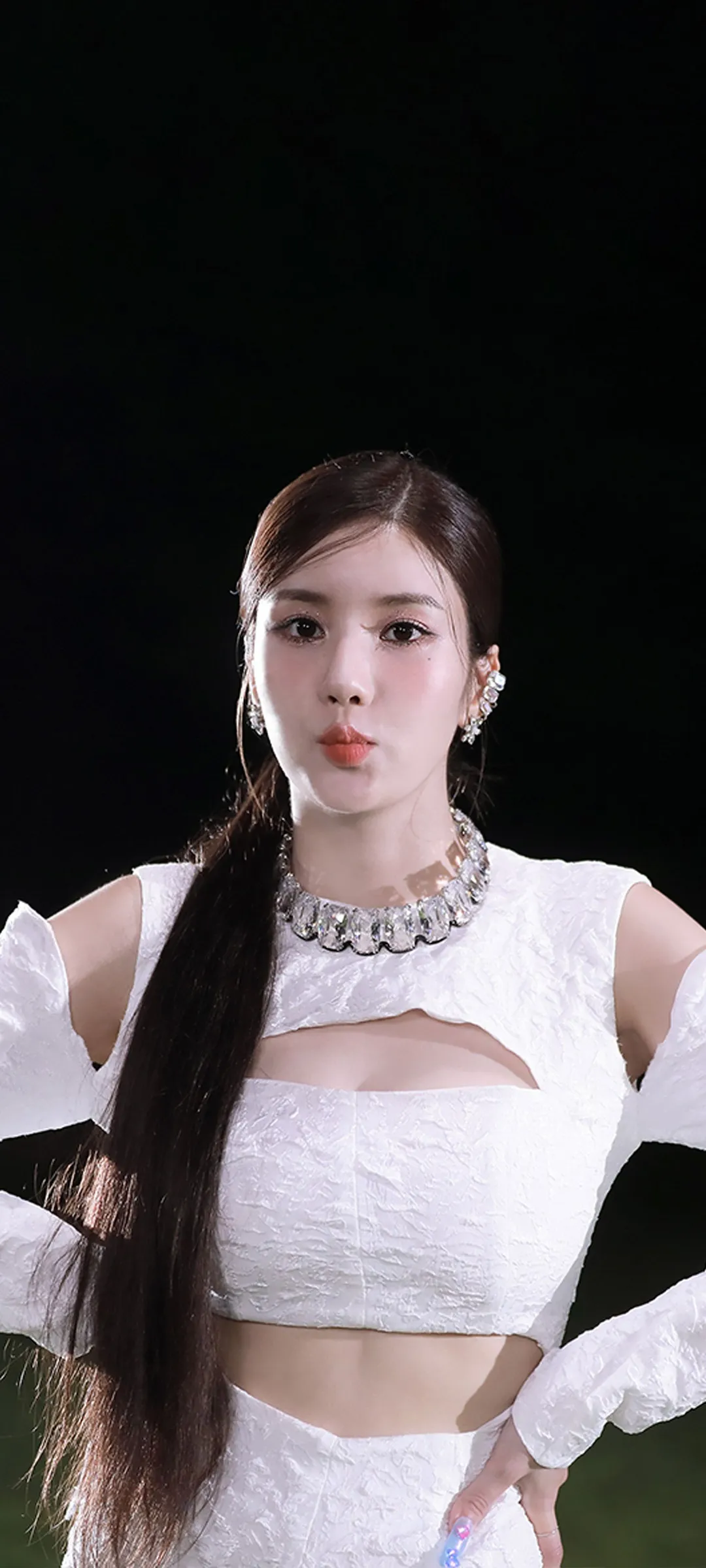 권은비 잠금화면 폰 배경화면 4K HD 다운로드 — 아이즈원