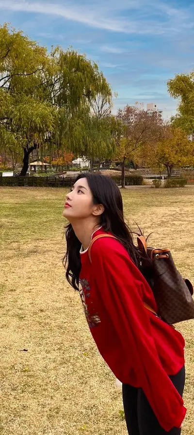 Fondo de pantalla de bloqueo Kwon Eun-bi Móvil 4K HD Descargar — Open #53
