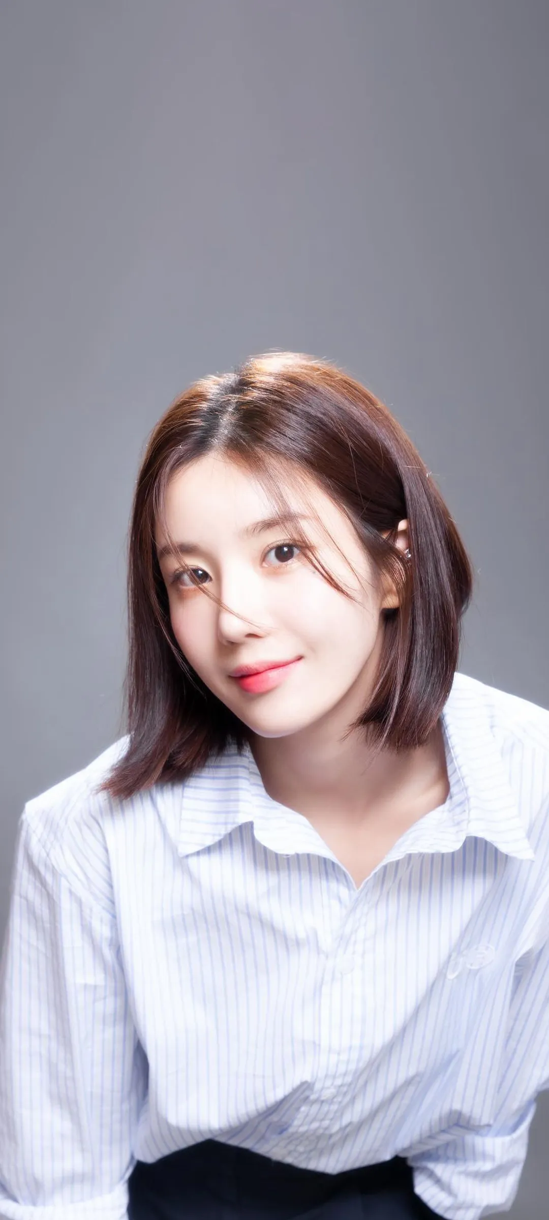 วอลเปเปอร์ หน้าจอล็อก มือถือ Kwon Eun-bi 4K HD ดาวน์โหลด — IZ*ONE