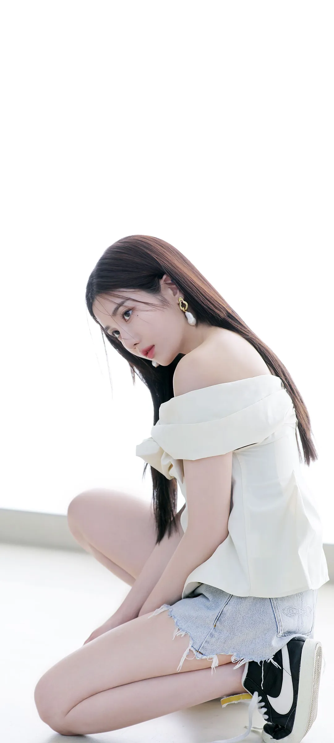 วอลเปเปอร์ หน้าจอล็อก มือถือ Kwon Eun-bi 4K HD ดาวน์โหลด — IZ*ONE