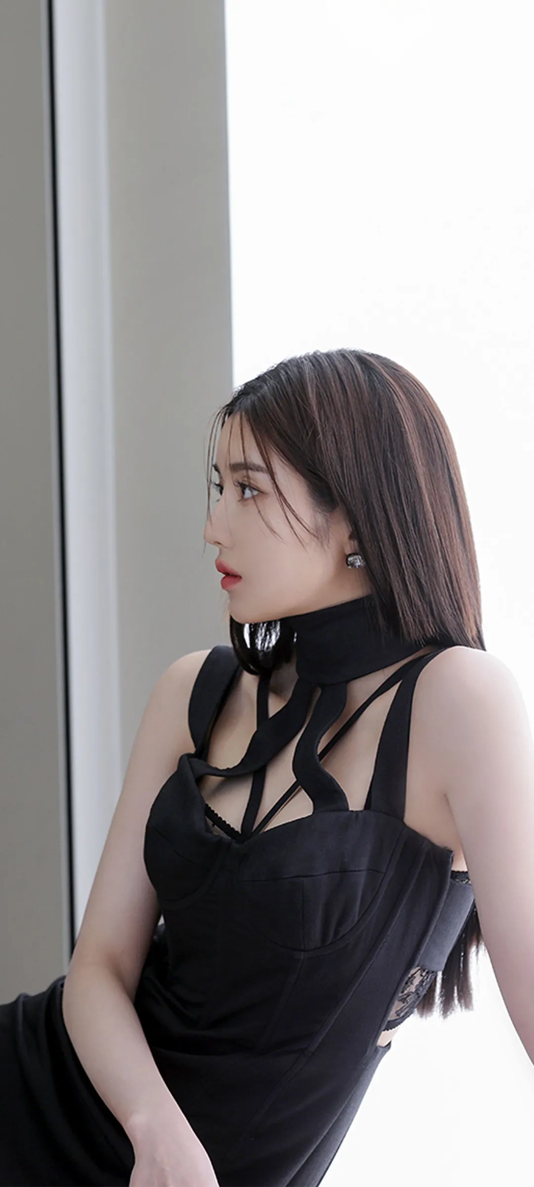 วอลเปเปอร์ หน้าจอล็อก มือถือ Kwon Eun-bi 4K HD ดาวน์โหลด — IZ*ONE