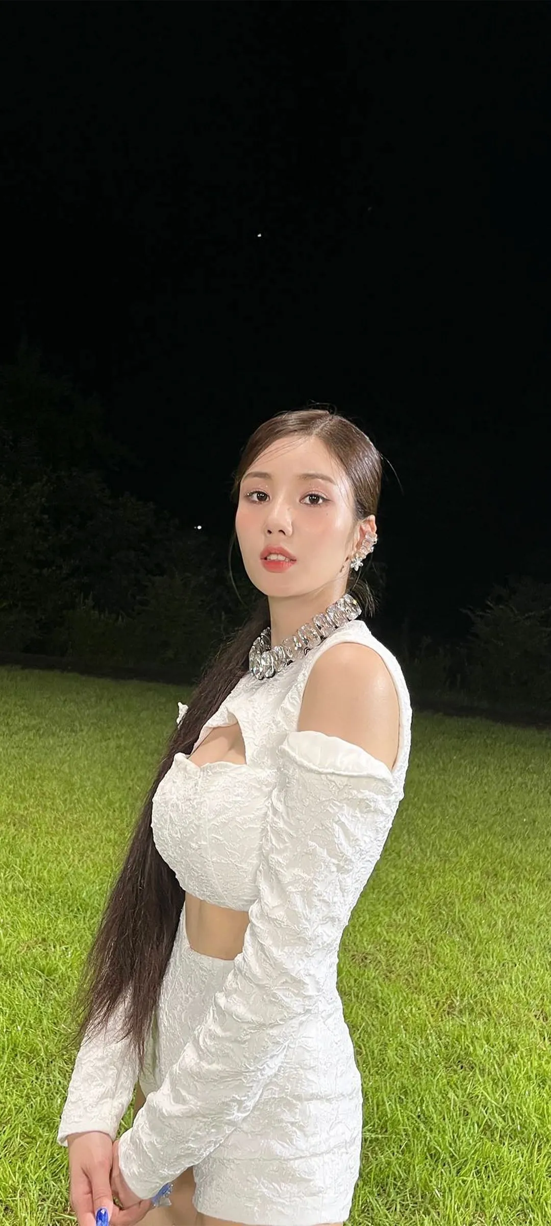 권은비 잠금화면 폰 배경화면 4K HD 다운로드 — 아이즈원