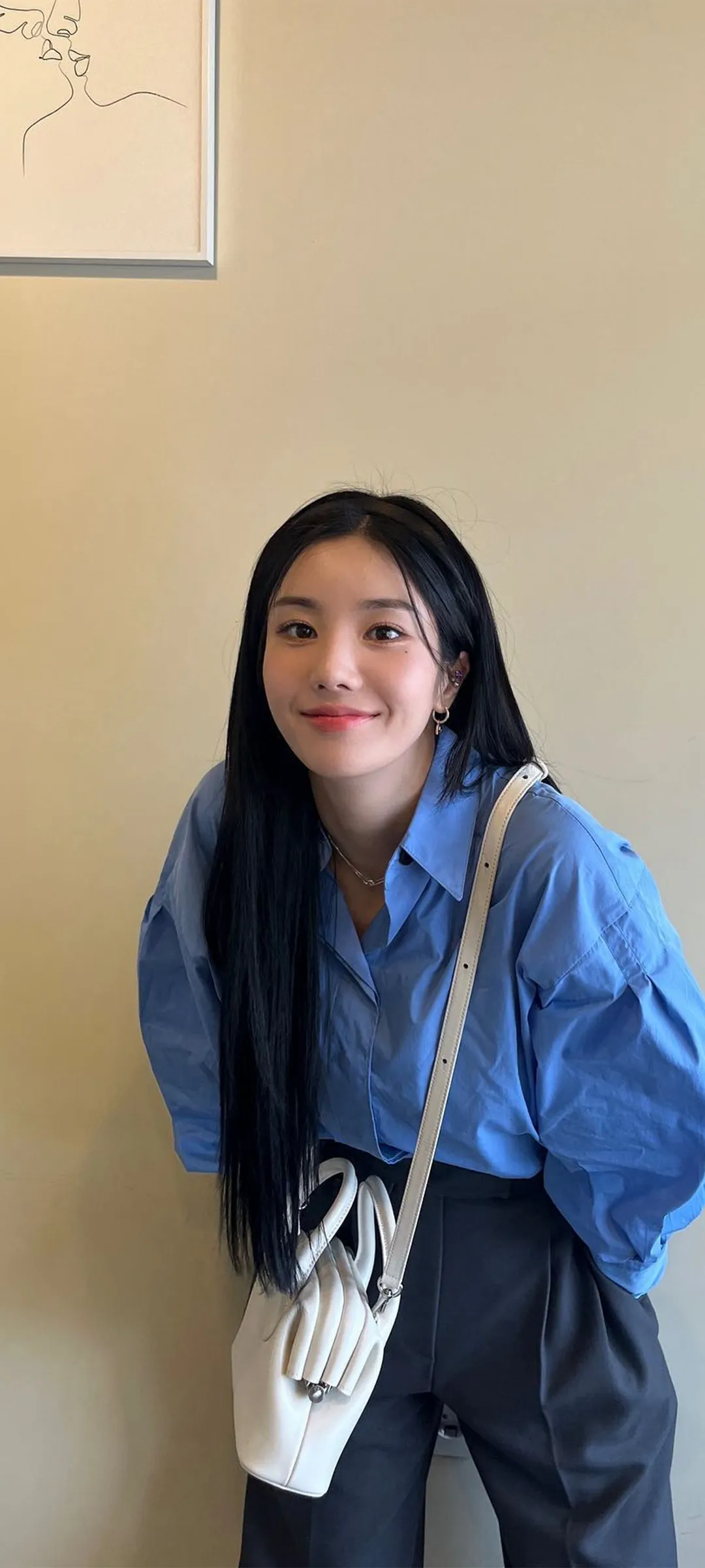 วอลเปเปอร์ หน้าจอล็อก มือถือ Kwon Eun-bi 4K HD ดาวน์โหลด — IZ*ONE