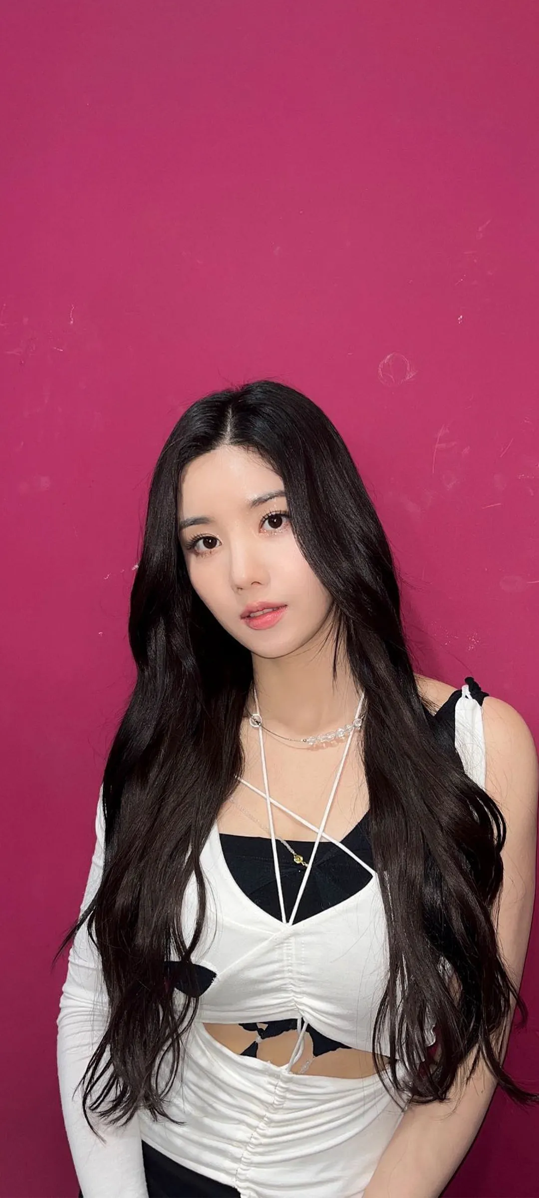 วอลเปเปอร์ หน้าจอล็อก มือถือ Kwon Eun-bi 4K HD ดาวน์โหลด — IZ*ONE
