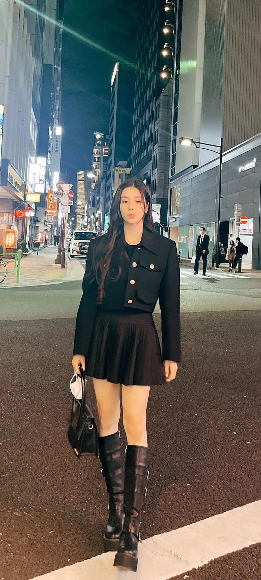 วอลเปเปอร์ หน้าจอล็อก มือถือ Kwon Eun-bi 4K HD ดาวน์โหลด — IZ*ONE