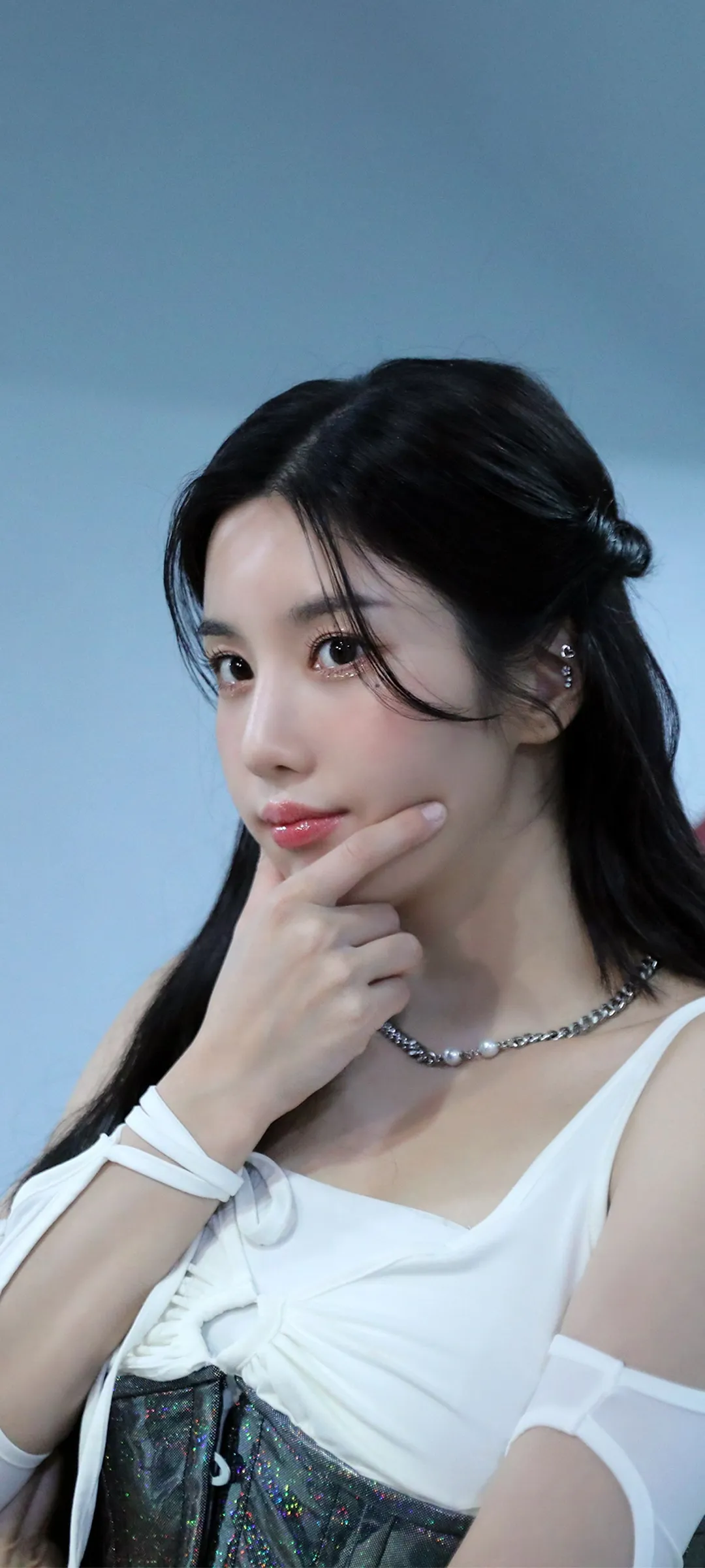 วอลเปเปอร์ หน้าจอล็อก มือถือ Kwon Eun-bi 4K HD ดาวน์โหลด — IZ*ONE