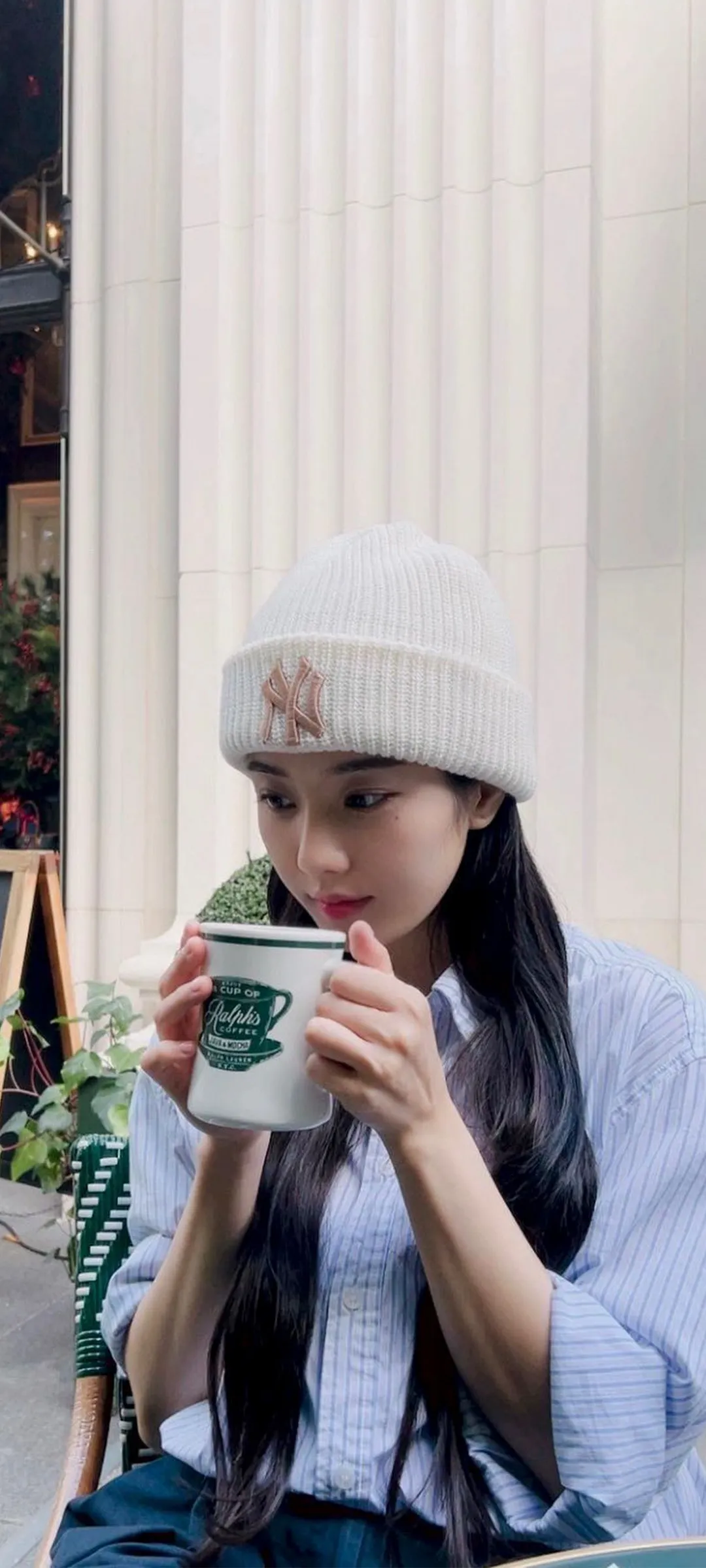 วอลเปเปอร์ หน้าจอล็อก มือถือ Kwon Eun-bi 4K HD ดาวน์โหลด — IZ*ONE