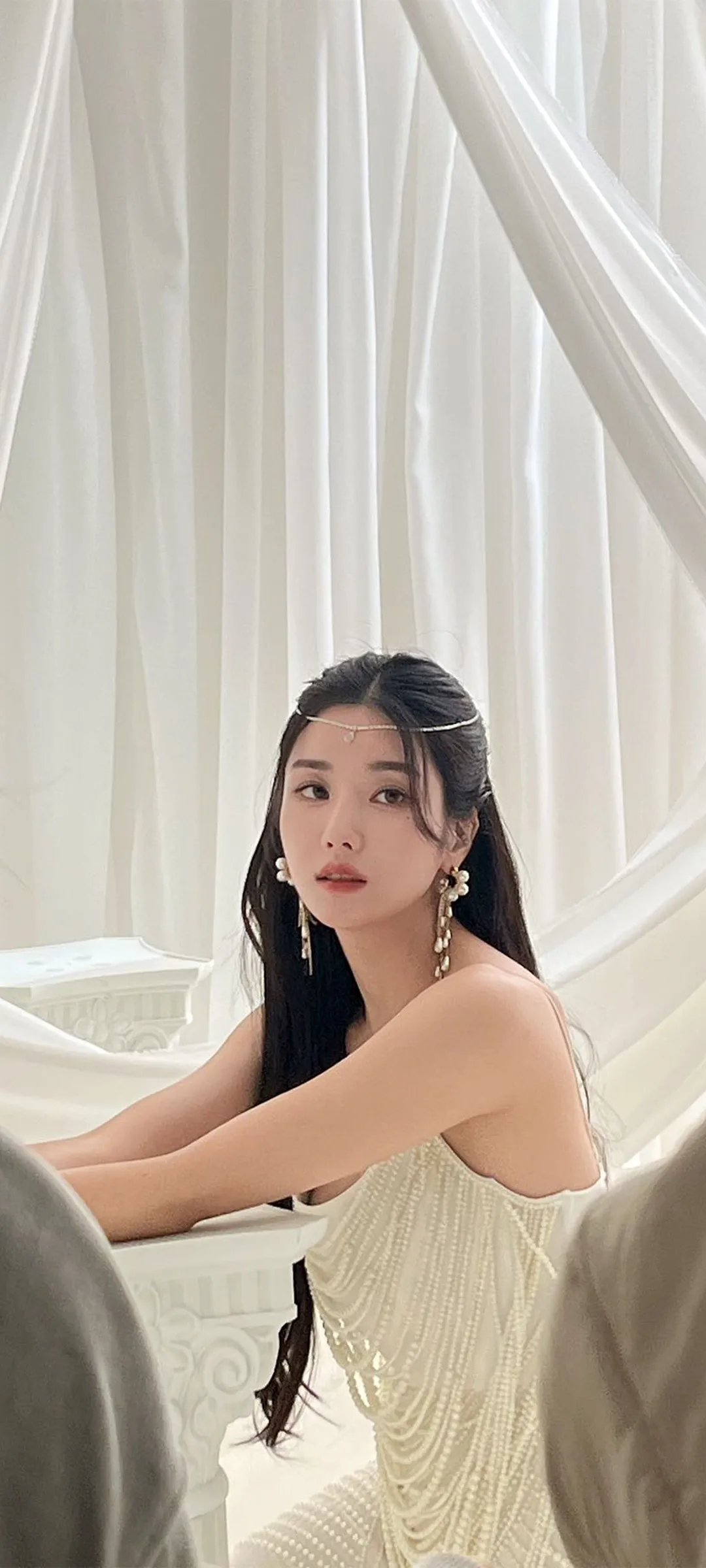 วอลเปเปอร์ หน้าจอล็อก มือถือ Kwon Eun-bi 4K HD ดาวน์โหลด — IZ*ONE