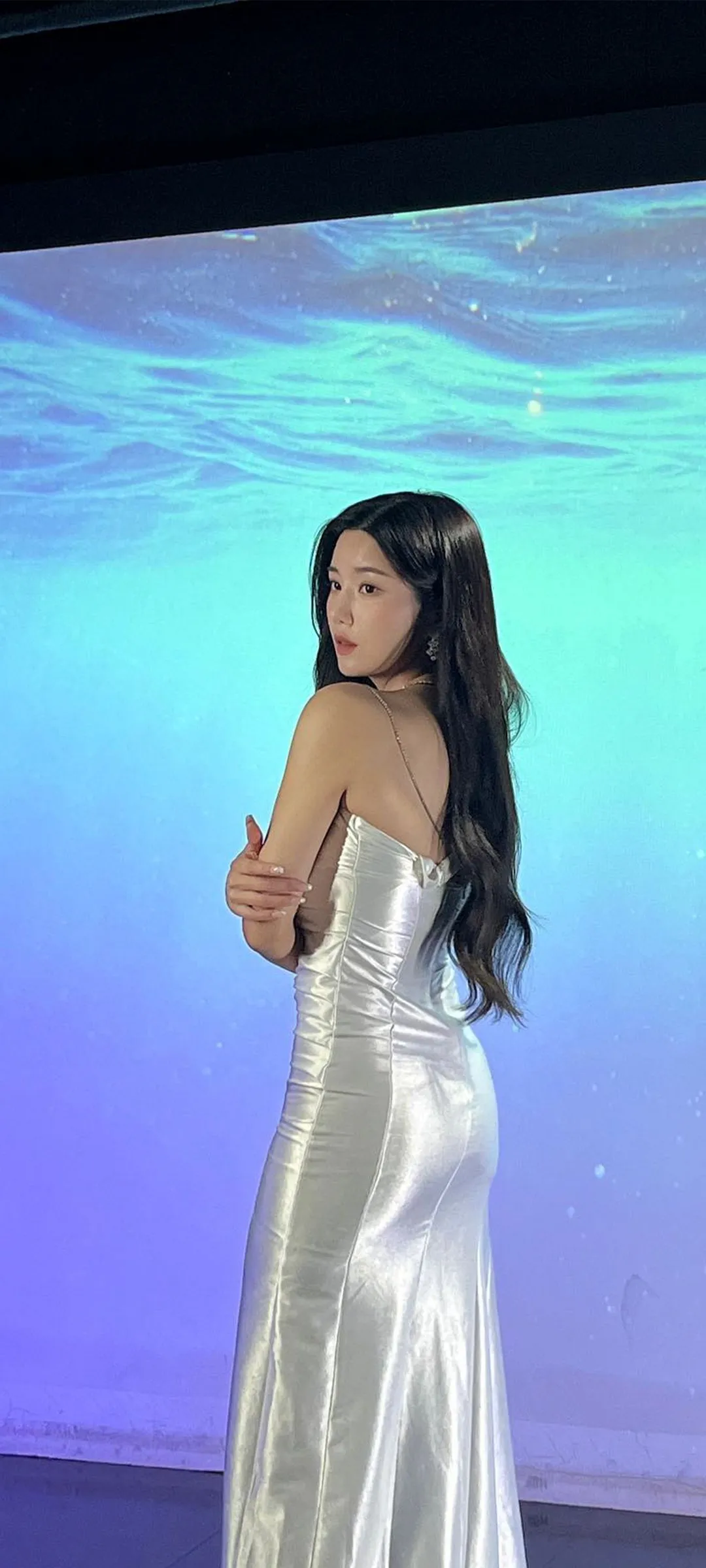 วอลเปเปอร์ หน้าจอล็อก มือถือ Kwon Eun-bi 4K HD ดาวน์โหลด — IZ*ONE