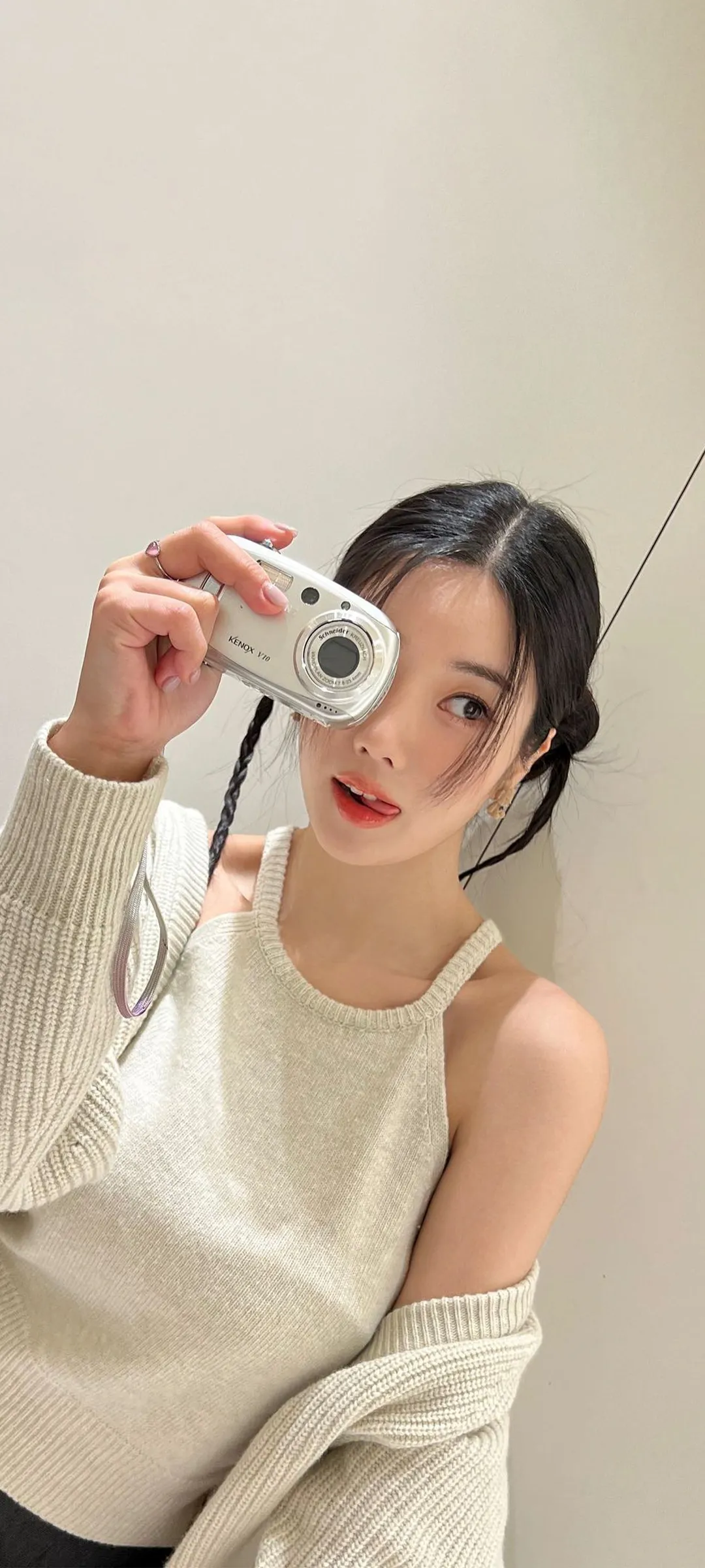 วอลเปเปอร์ หน้าจอล็อก มือถือ Kwon Eun-bi 4K HD ดาวน์โหลด — IZ*ONE