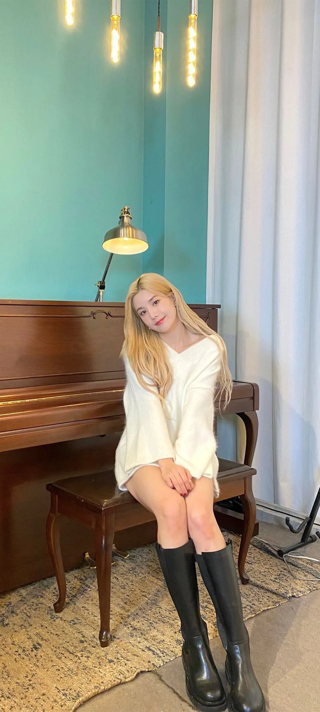 วอลเปเปอร์ หน้าจอล็อก มือถือ Kwon Eun-bi 4K HD ดาวน์โหลด — IZ*ONE