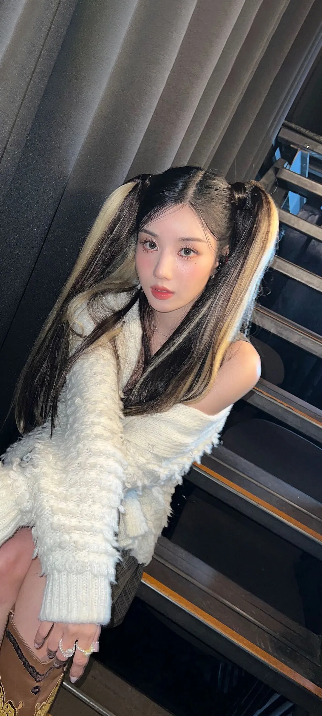 วอลเปเปอร์ หน้าจอล็อก มือถือ Kwon Eun-bi 4K HD ดาวน์โหลด — IZ*ONE