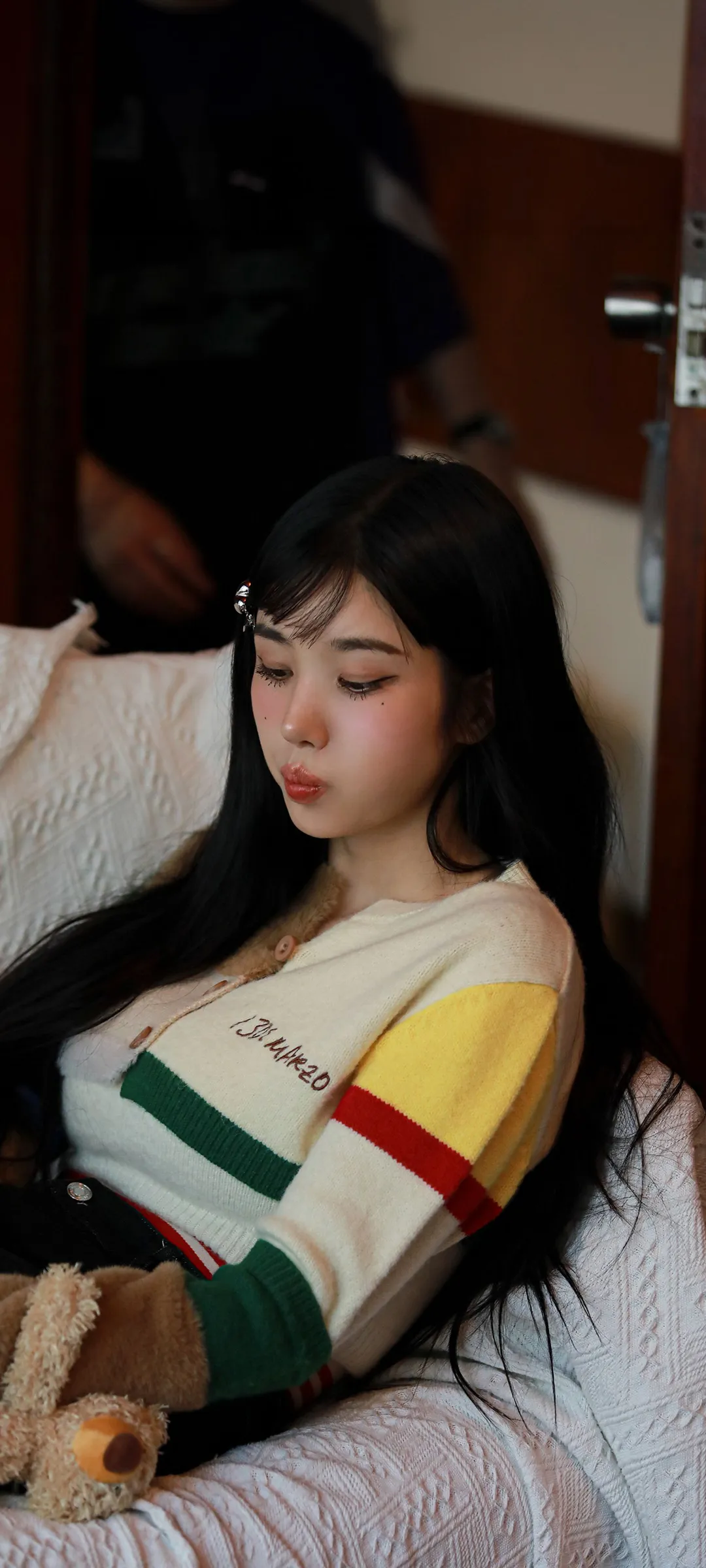 권은비 잠금화면 폰 배경화면 4K HD 다운로드 — 아이즈원