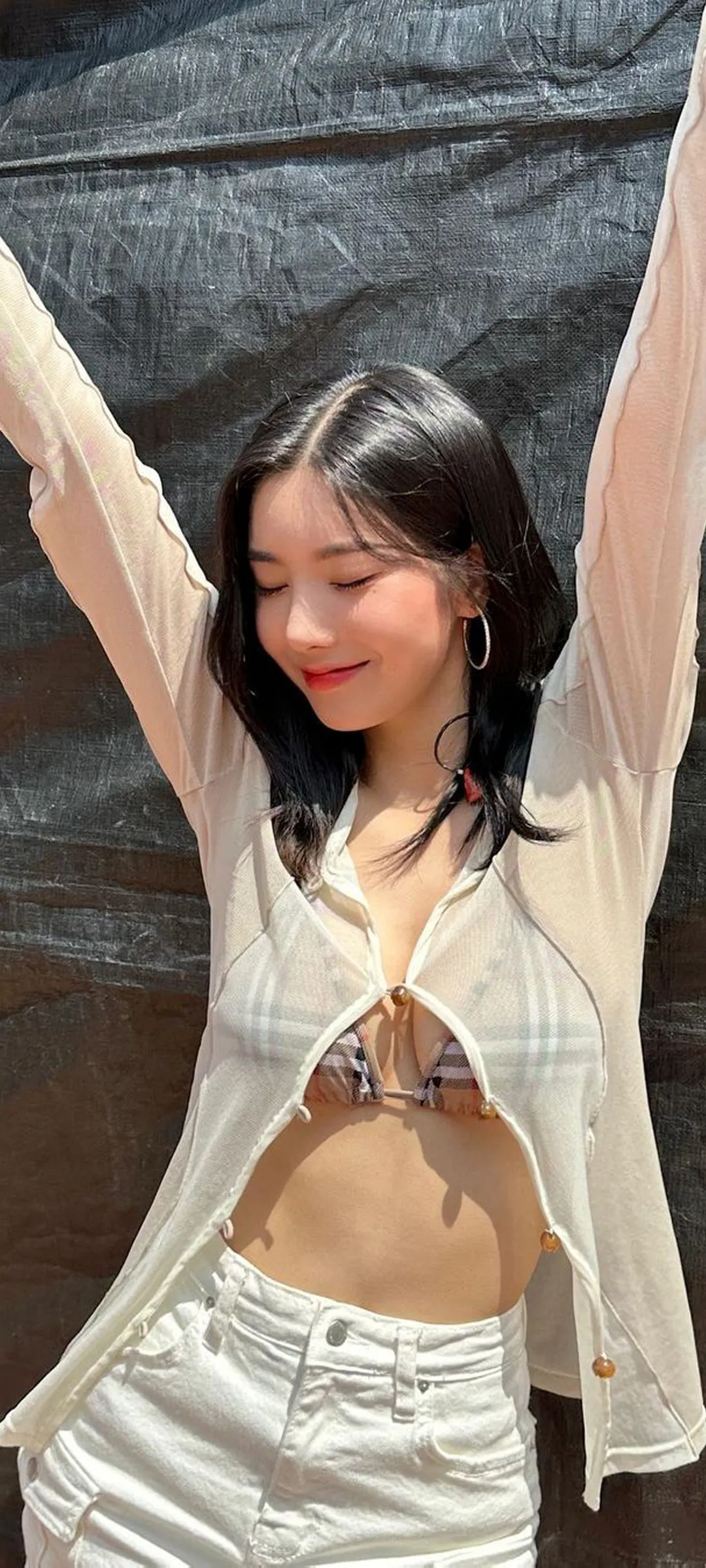 วอลเปเปอร์ หน้าจอล็อก มือถือ Kwon Eun-bi 4K HD ดาวน์โหลด — IZ*ONE