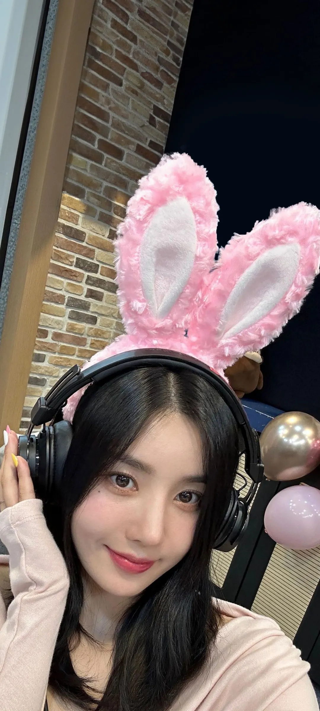 วอลเปเปอร์ หน้าจอล็อก มือถือ Kwon Eun-bi 4K HD ดาวน์โหลด — IZ*ONE