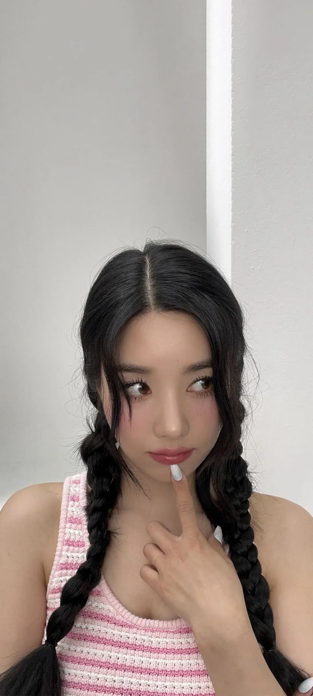 Kwon Eun-bi kilit ekranı telefon duvar kağıdı 4K HD i̇ndir — IZ*ONE