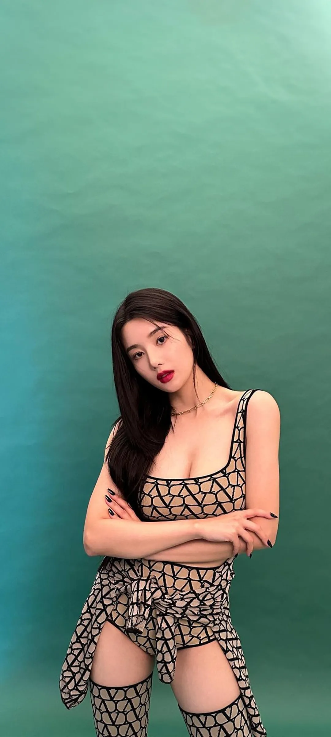Kwon Eun-bi kilit ekranı telefon duvar kağıdı 4K HD i̇ndir — IZ*ONE