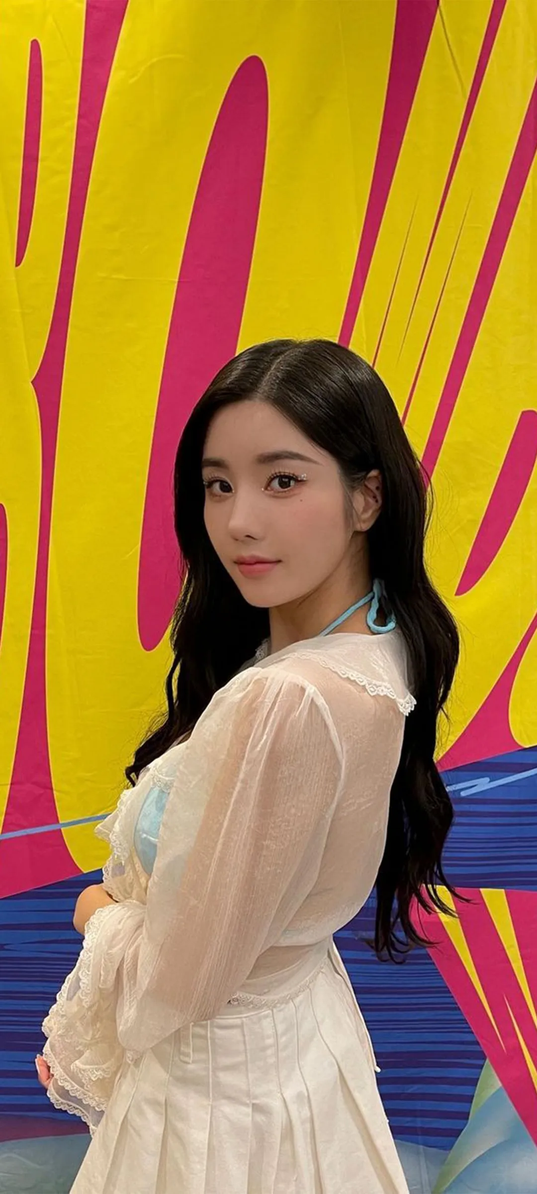 วอลเปเปอร์ หน้าจอล็อก มือถือ Kwon Eun-bi 4K HD ดาวน์โหลด — IZ*ONE