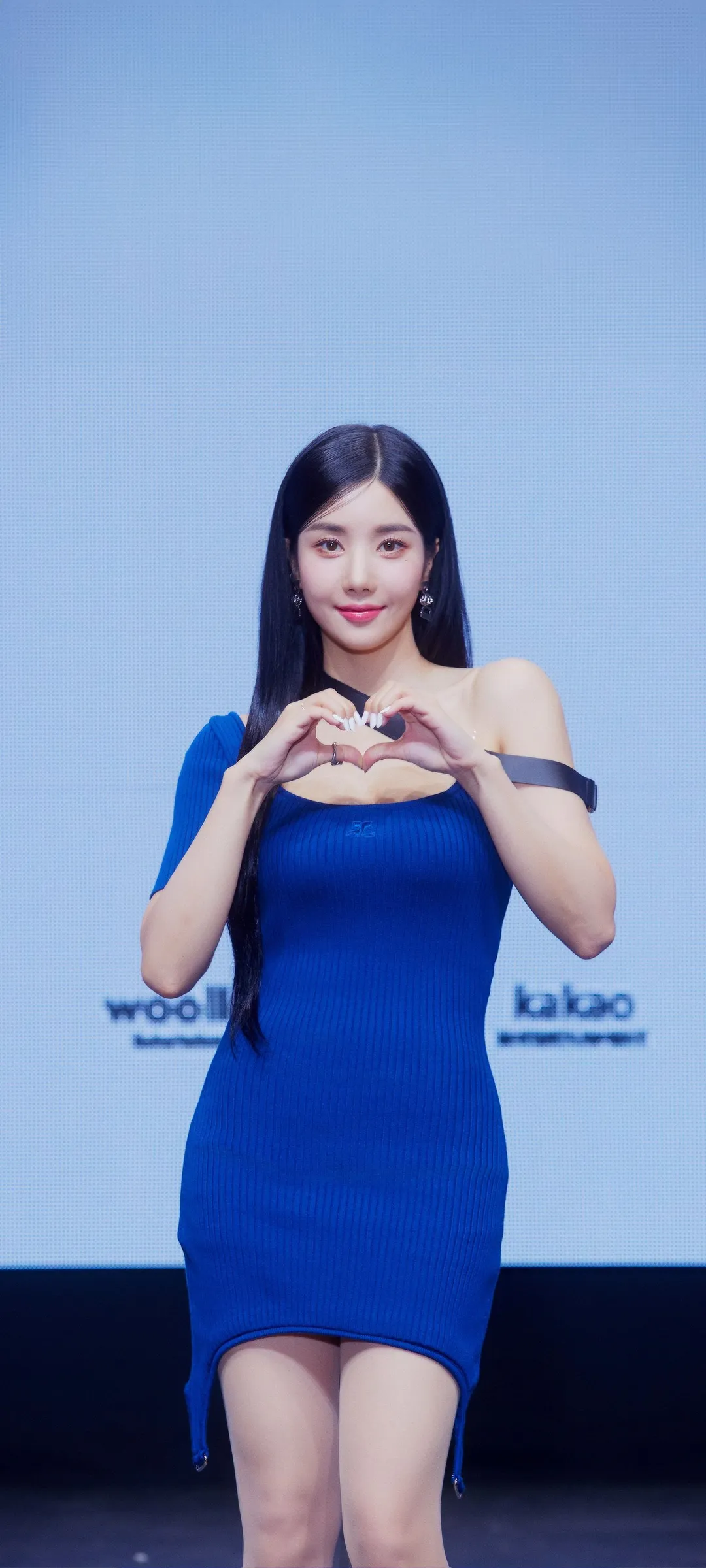 วอลเปเปอร์ หน้าจอล็อก มือถือ Kwon Eun-bi 4K HD ดาวน์โหลด — IZ*ONE