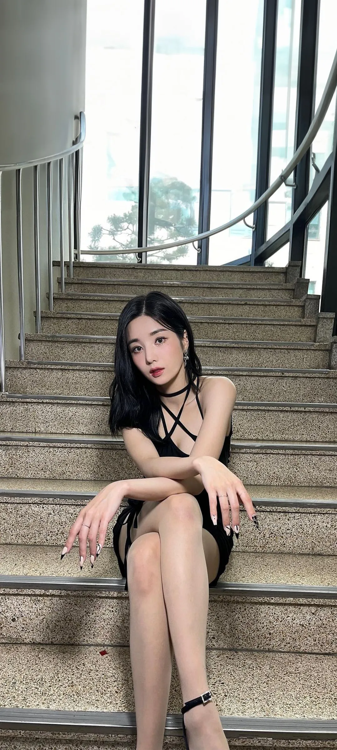 วอลเปเปอร์ หน้าจอล็อก มือถือ Kwon Eun-bi 4K HD ดาวน์โหลด — IZ*ONE