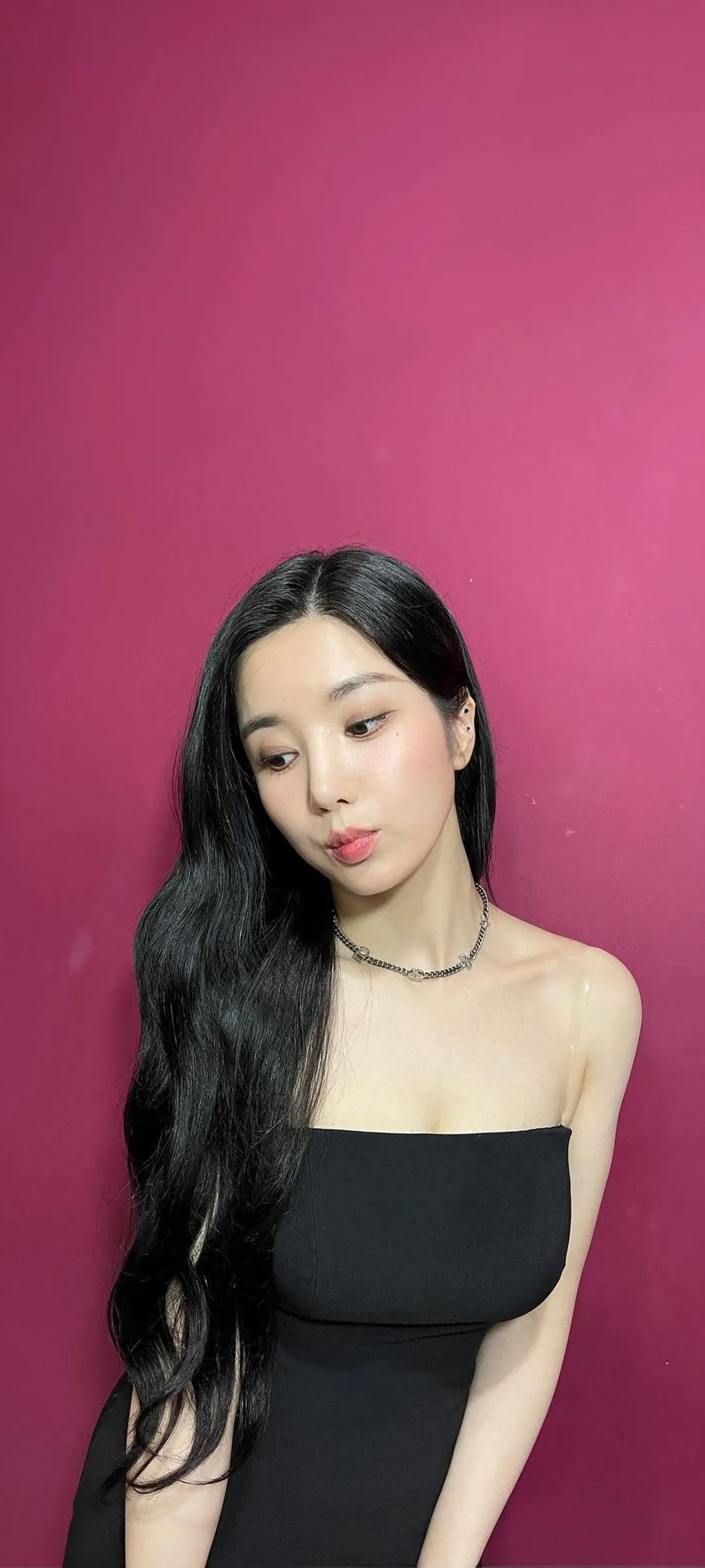 Kwon Eun-bi kilit ekranı telefon duvar kağıdı 4K HD i̇ndir — IZ*ONE