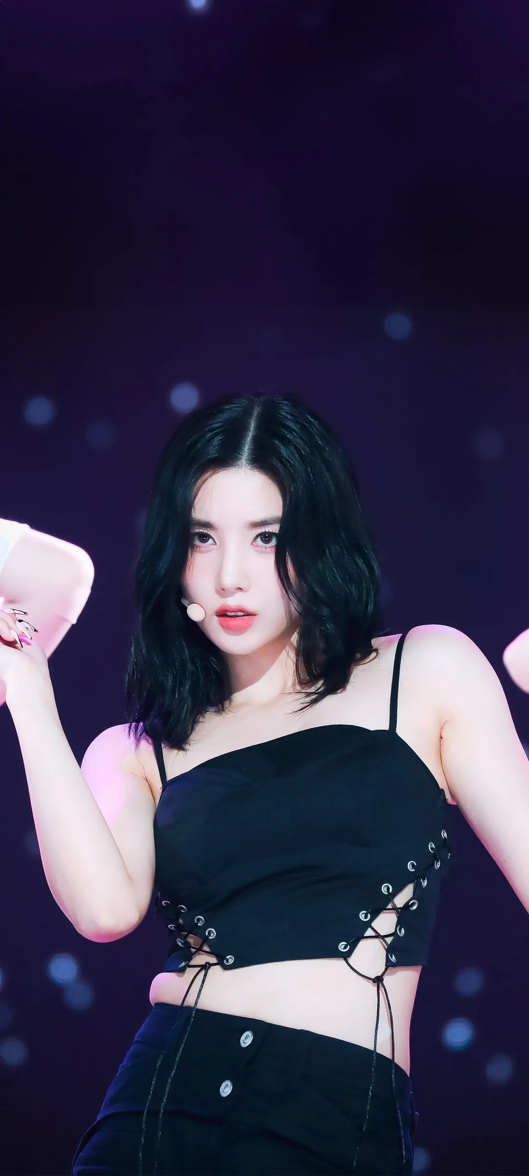 วอลเปเปอร์ หน้าจอล็อก มือถือ Kwon Eun-bi 4K HD ดาวน์โหลด — IZ*ONE