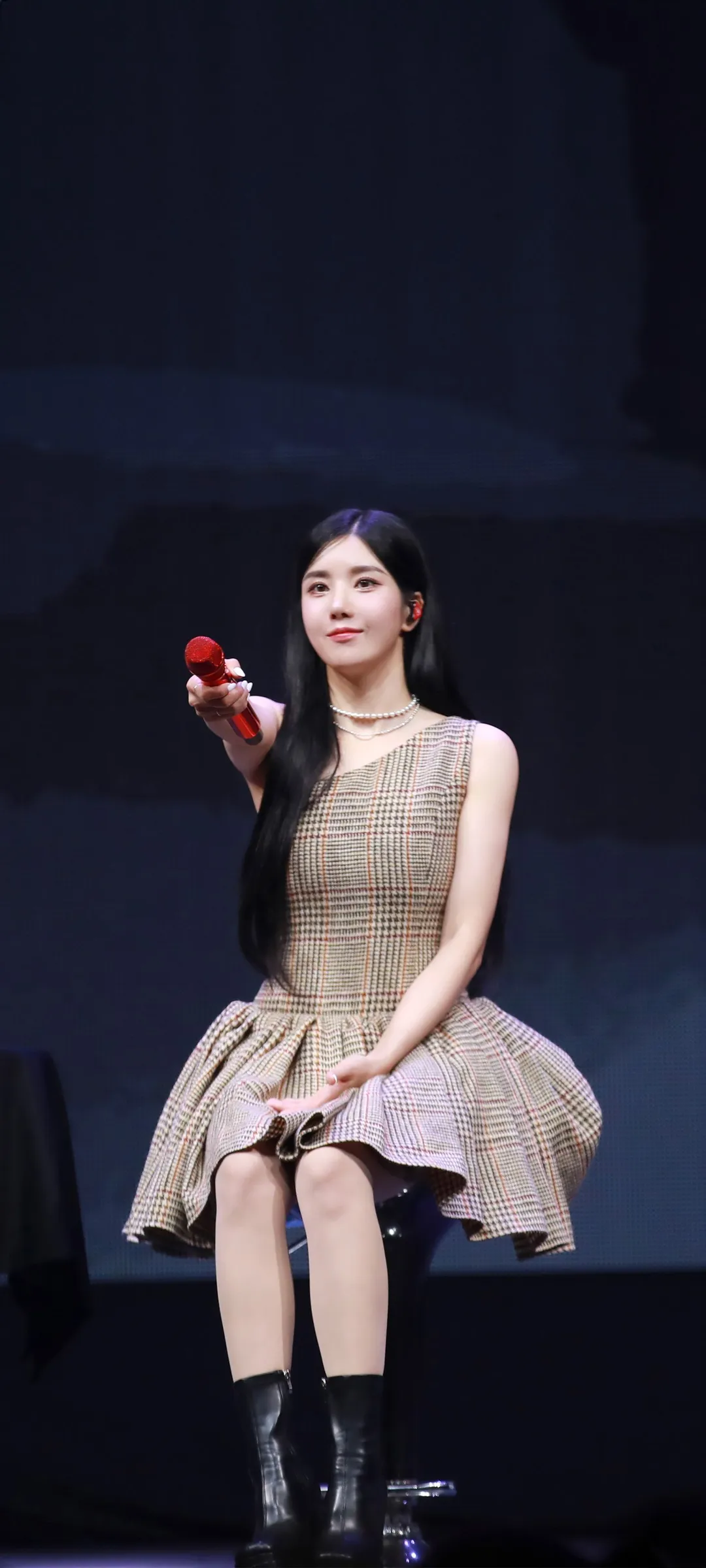 Kwon Eun-bi kilit ekranı telefon duvar kağıdı 4K HD i̇ndir — IZ*ONE