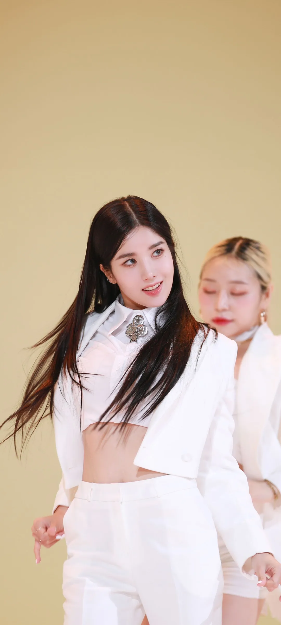 วอลเปเปอร์ หน้าจอล็อก มือถือ Kwon Eun-bi 4K HD ดาวน์โหลด — IZ*ONE