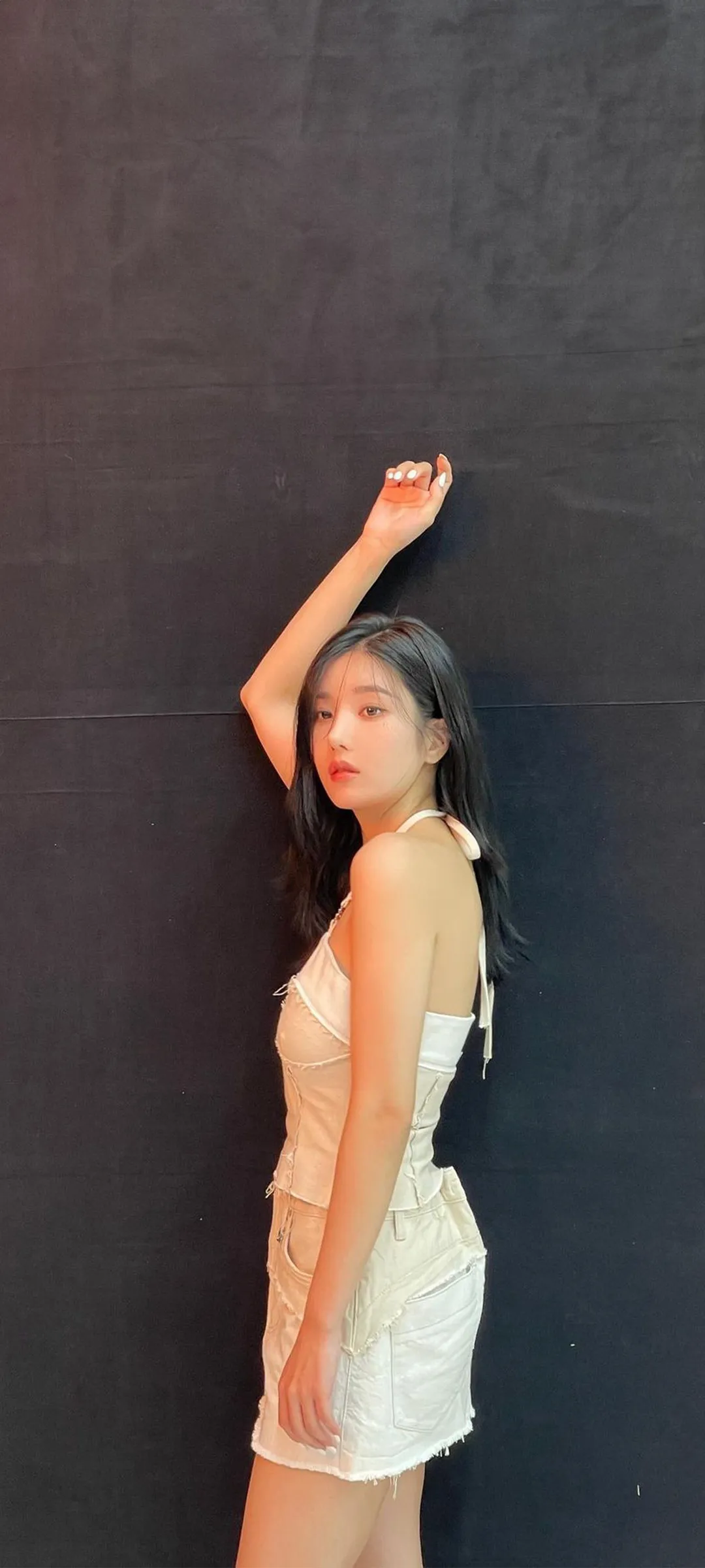 Kwon Eun-bi kilit ekranı telefon duvar kağıdı 4K HD i̇ndir — IZ*ONE