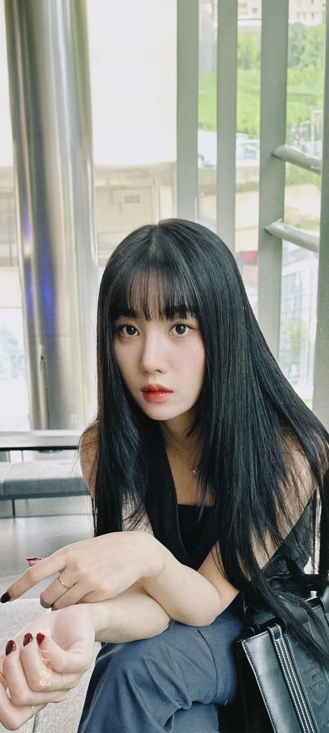 วอลเปเปอร์ หน้าจอล็อก มือถือ Kwon Eun-bi 4K HD ดาวน์โหลด — IZ*ONE